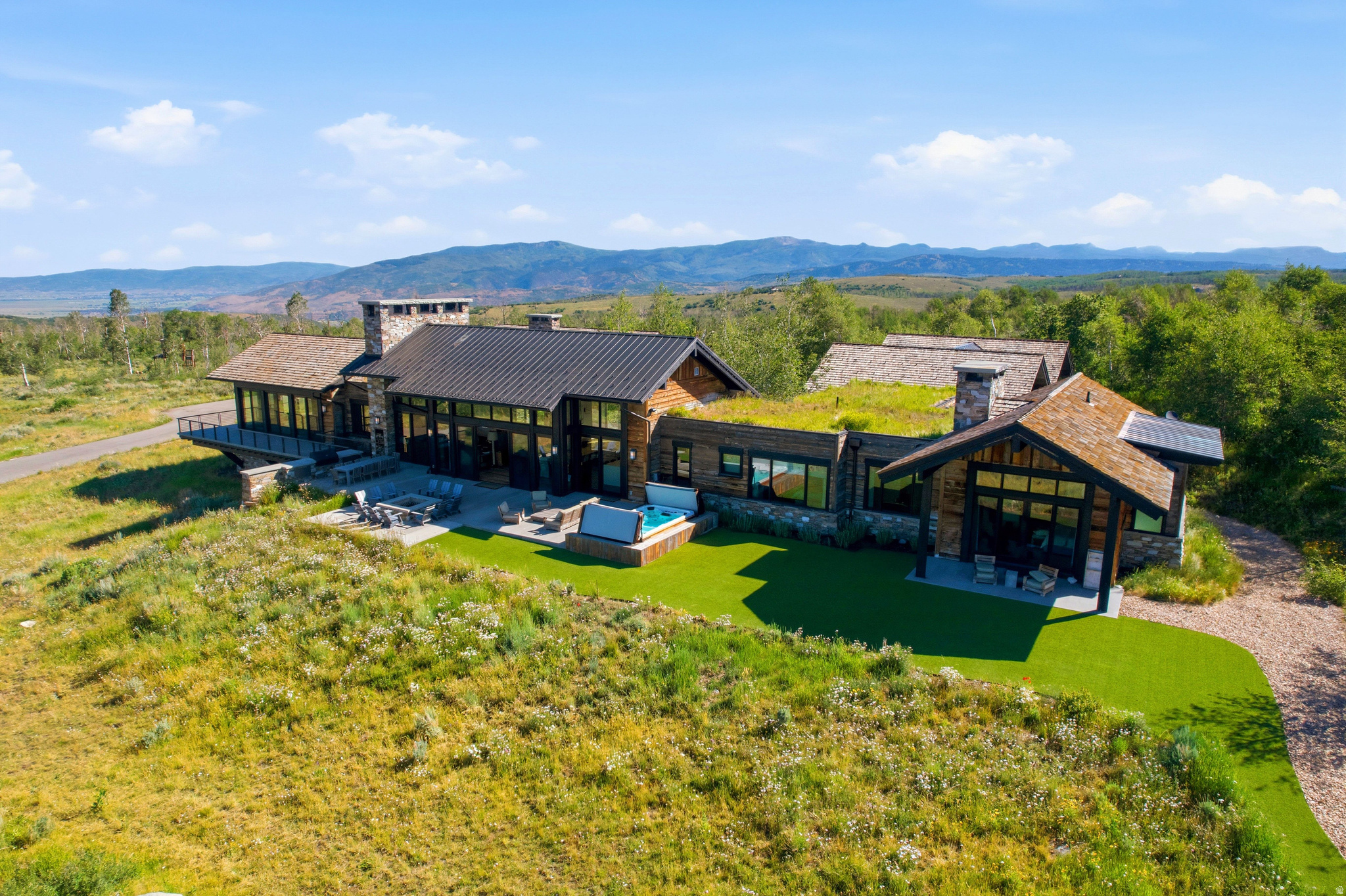 WOLF CREEK RANCH - Residential