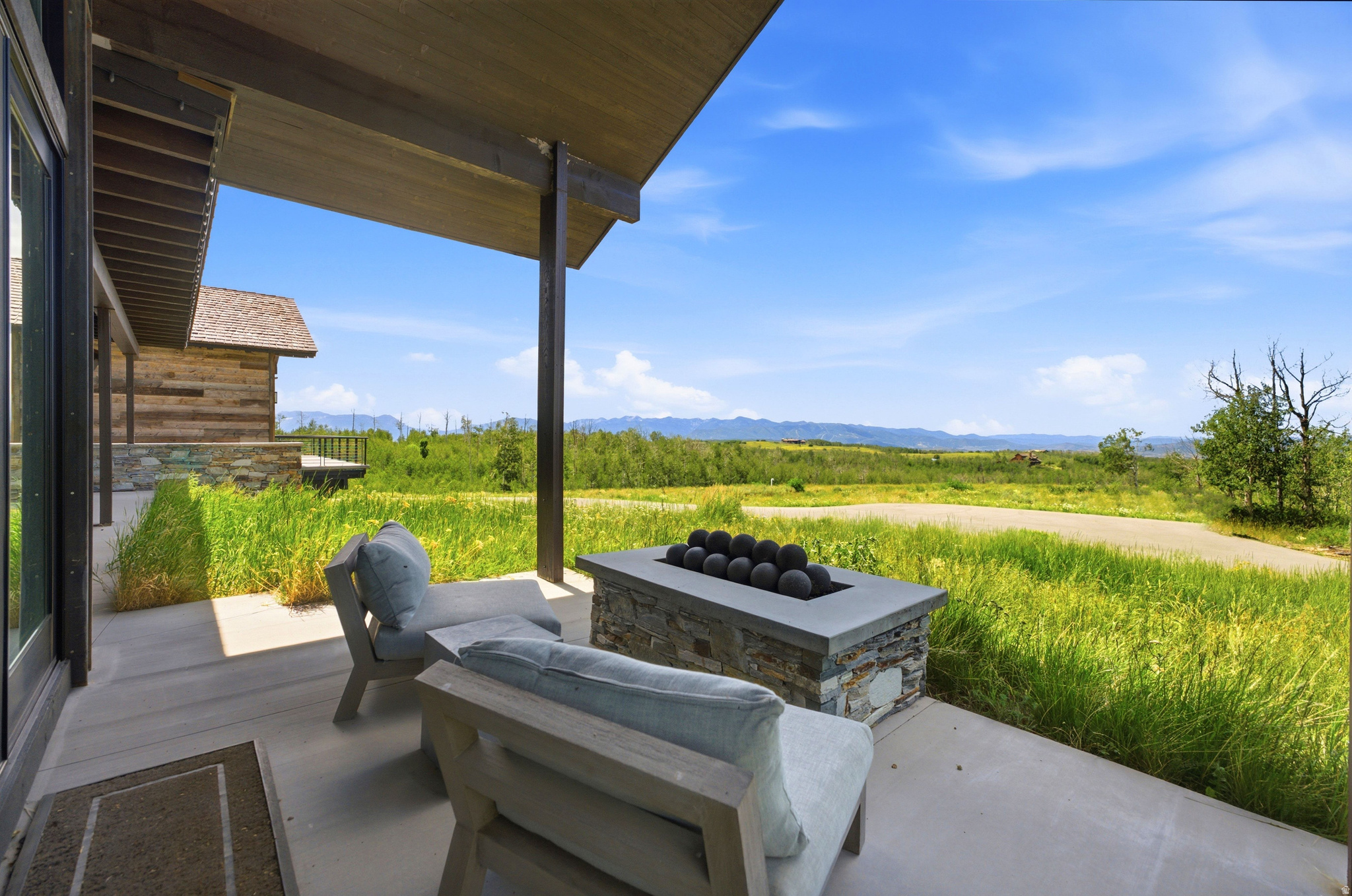 WOLF CREEK RANCH - Residential
