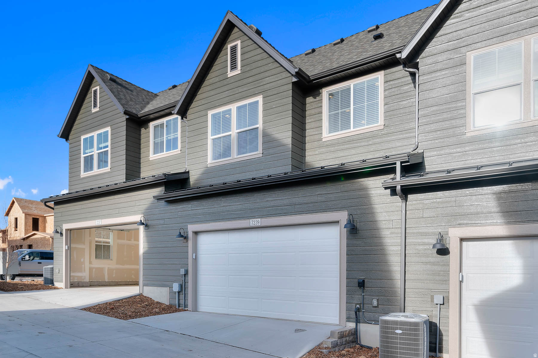 TERRAINE TOWNS 165 - Residential