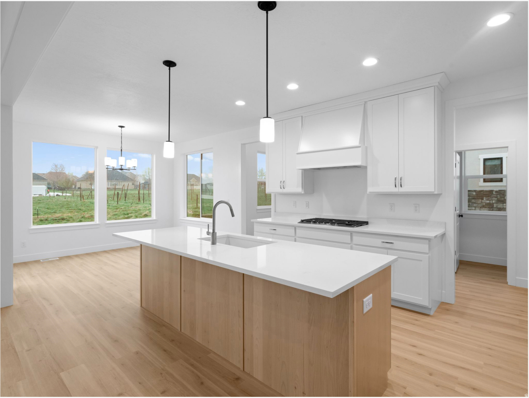 MOONLIGHT VILLAGE - Residential