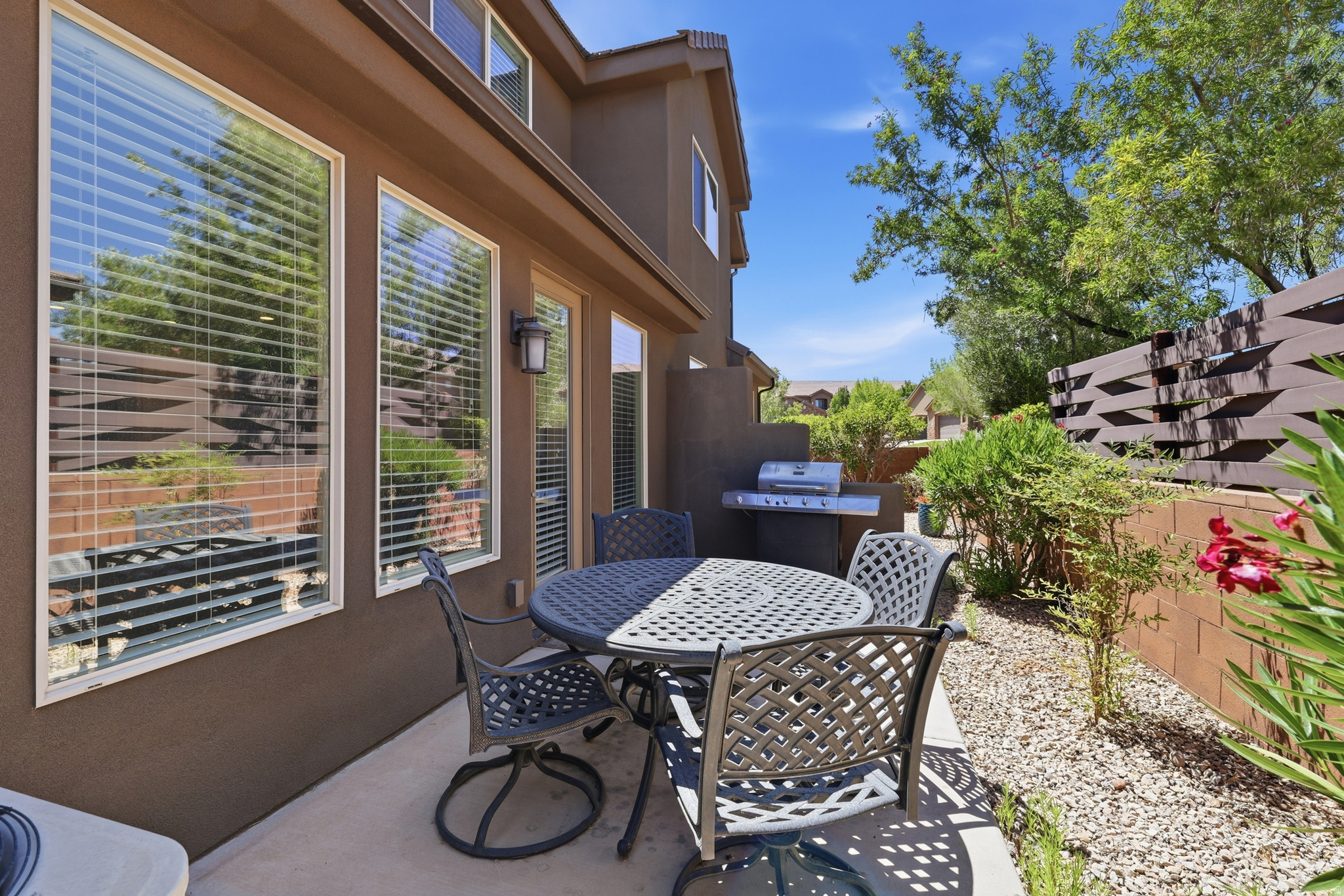 CORAL RIDGE TOWNHOMES PH 3-A - Residential