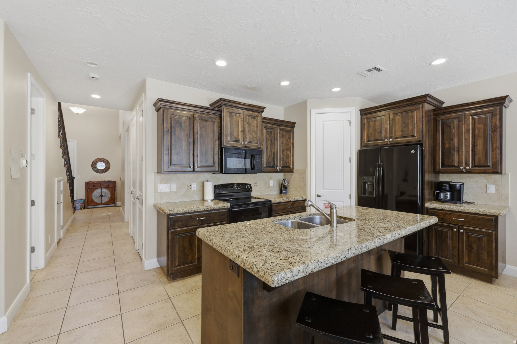 CORAL RIDGE TOWNHOMES PH 3-A - Residential