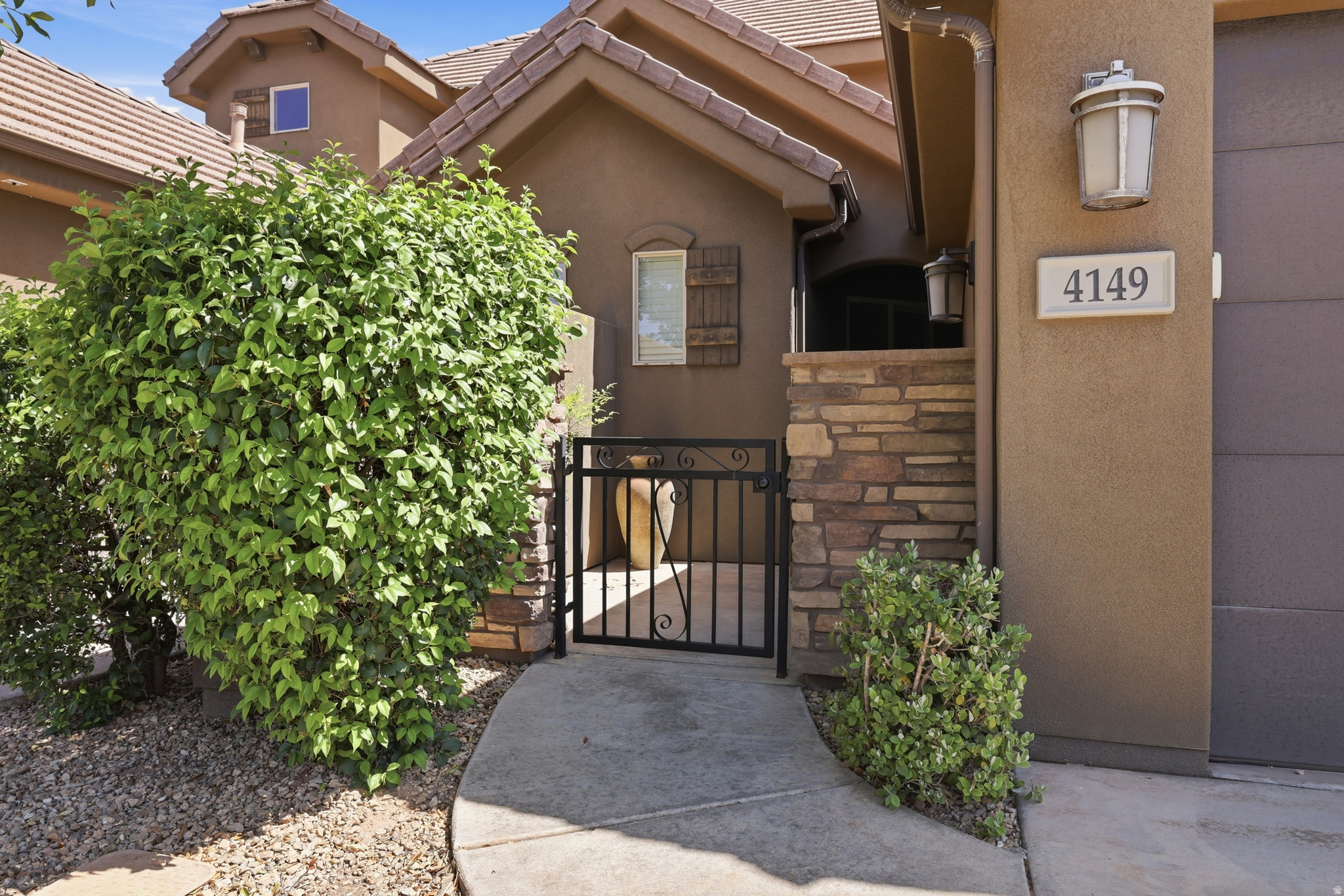 CORAL RIDGE TOWNHOMES PH 3-A - Residential