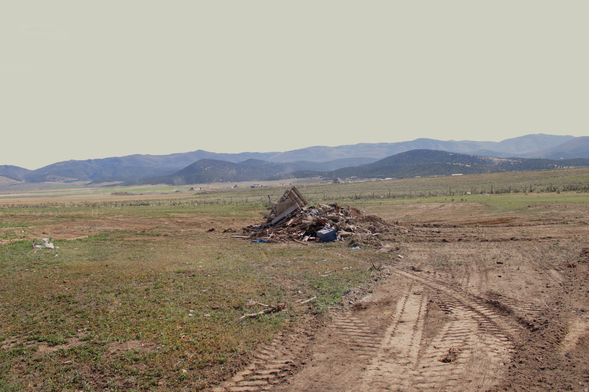 ELK MEADOWS - Land