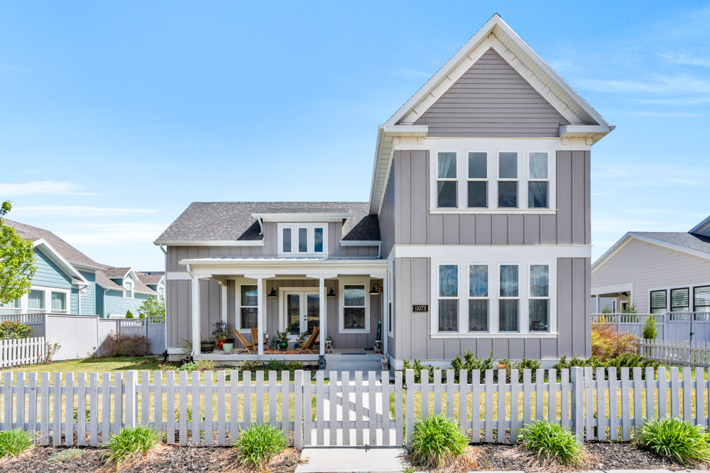DAYBREAK VILLAGE 8 - Residential