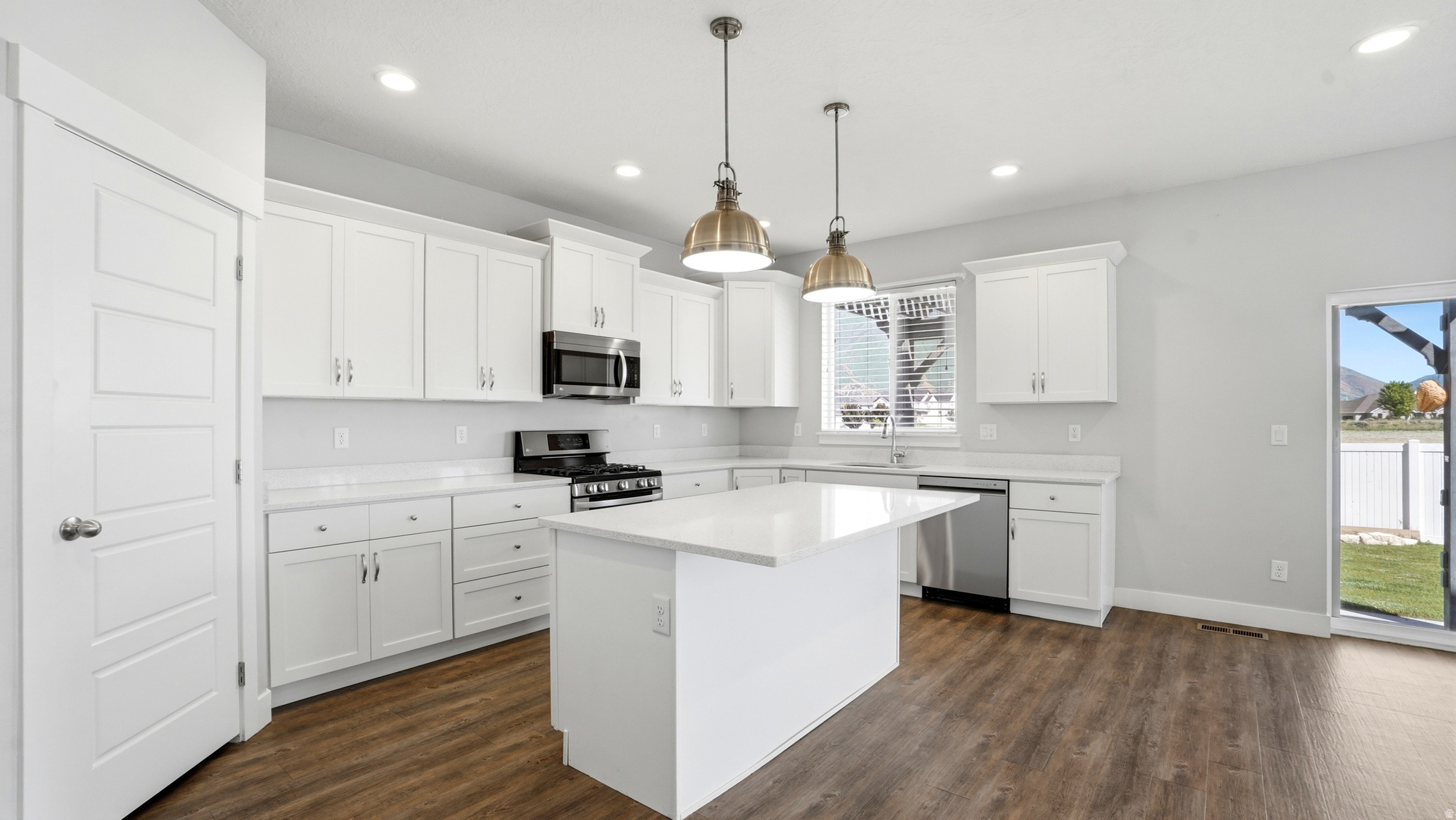 LEGACY FARMS AT SPANISH FORK - Residential
