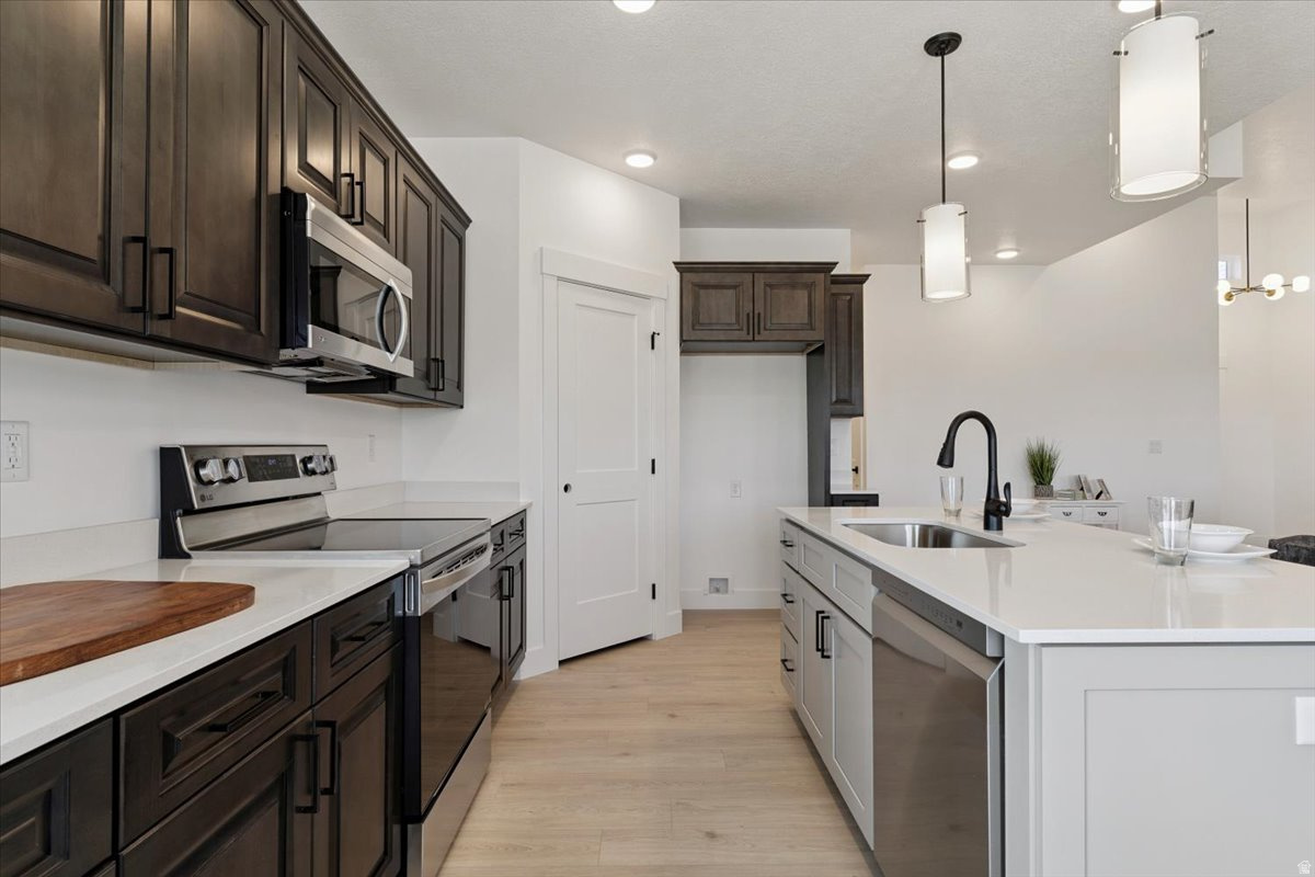 HYLAND RANCH - Residential