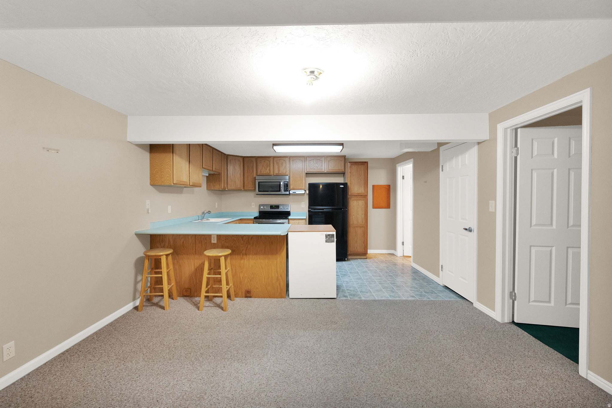 PEBBLEWOOD #1 - Residential Lease