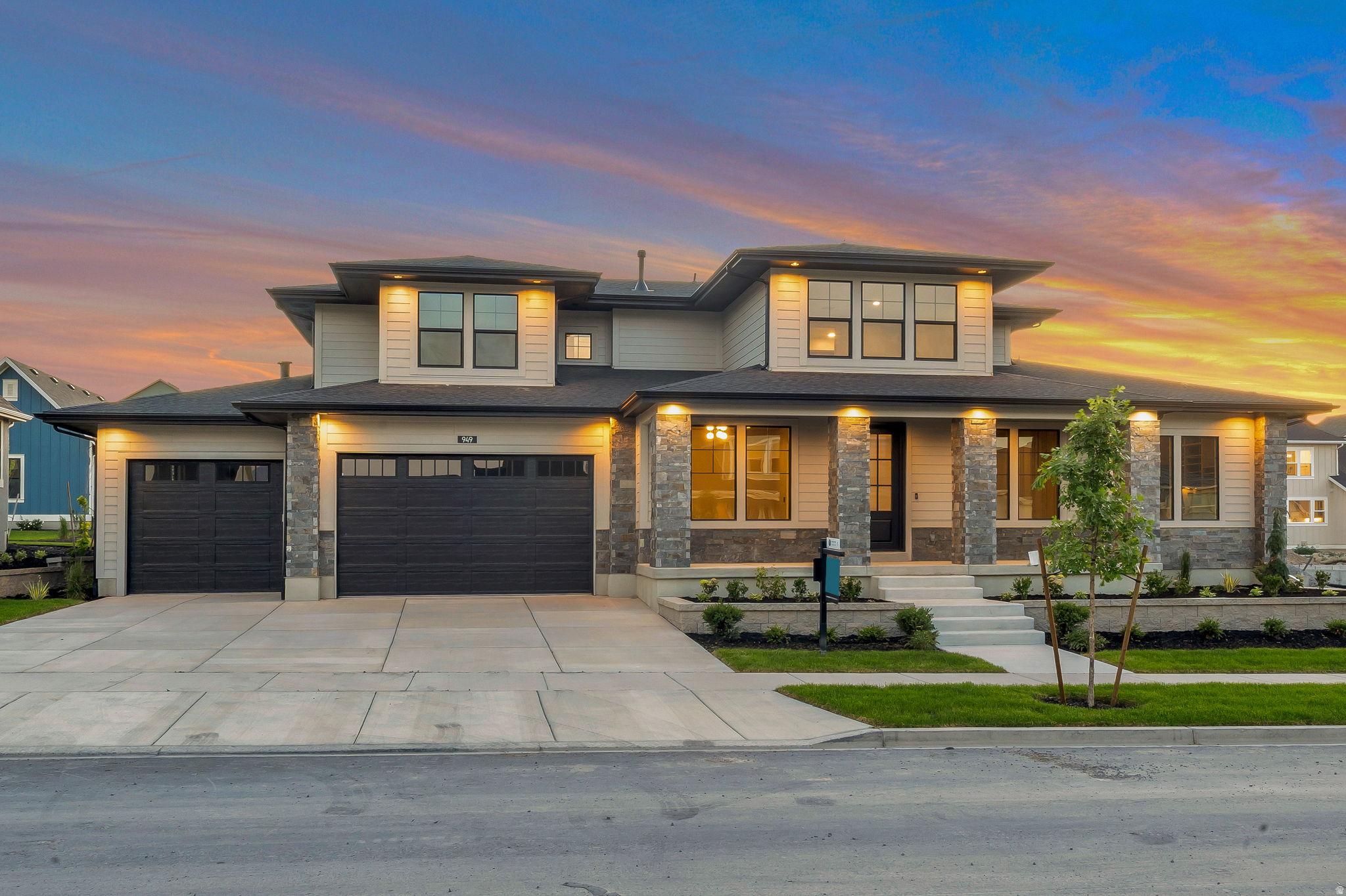 BEACON POINTE - Residential