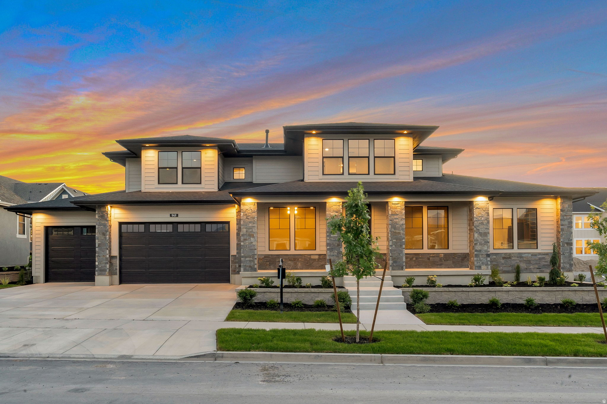 BEACON POINTE - Residential