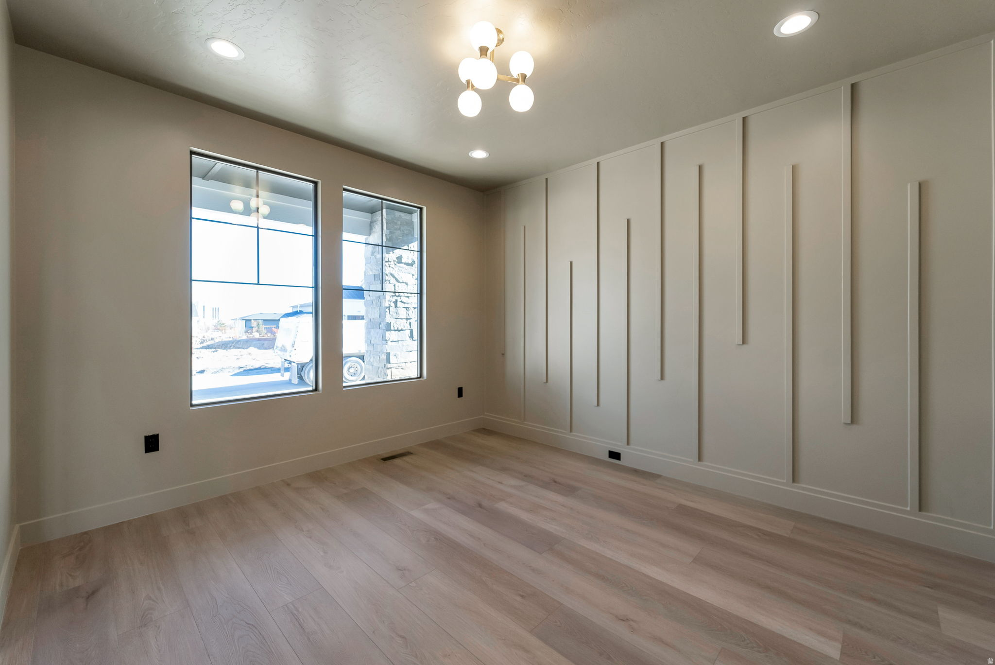 BEACON POINTE - Residential