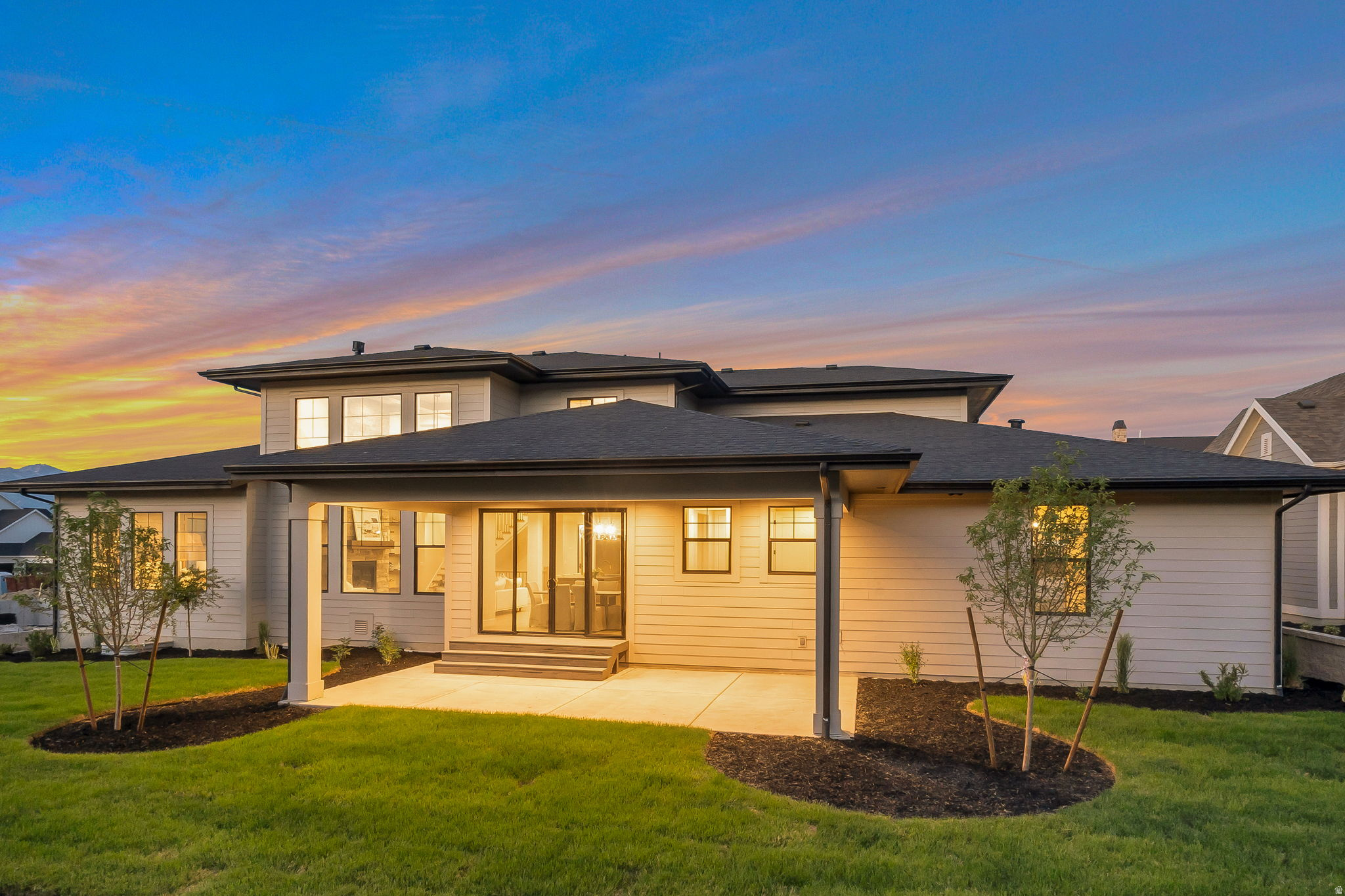 BEACON POINTE - Residential