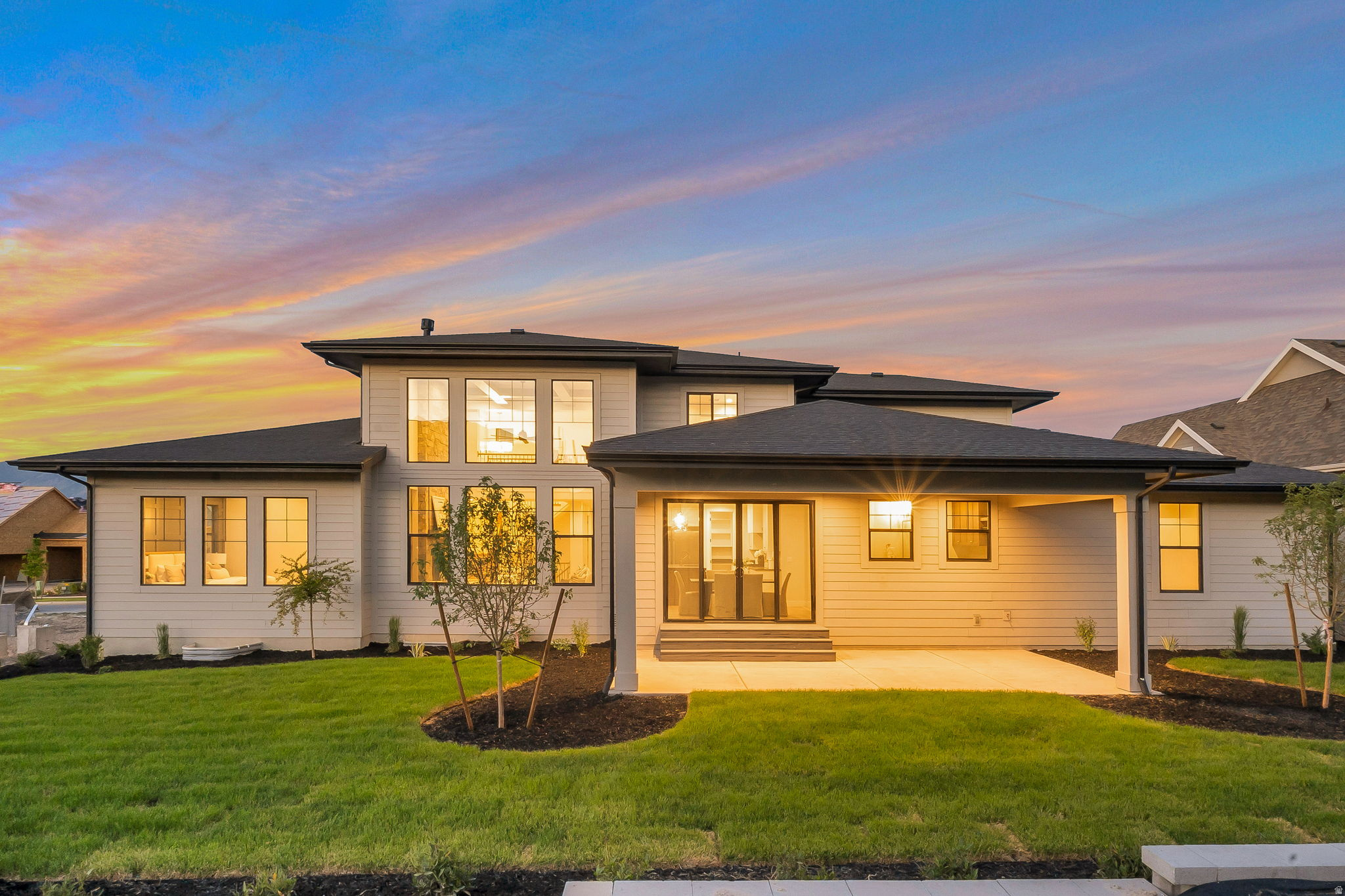 BEACON POINTE - Residential