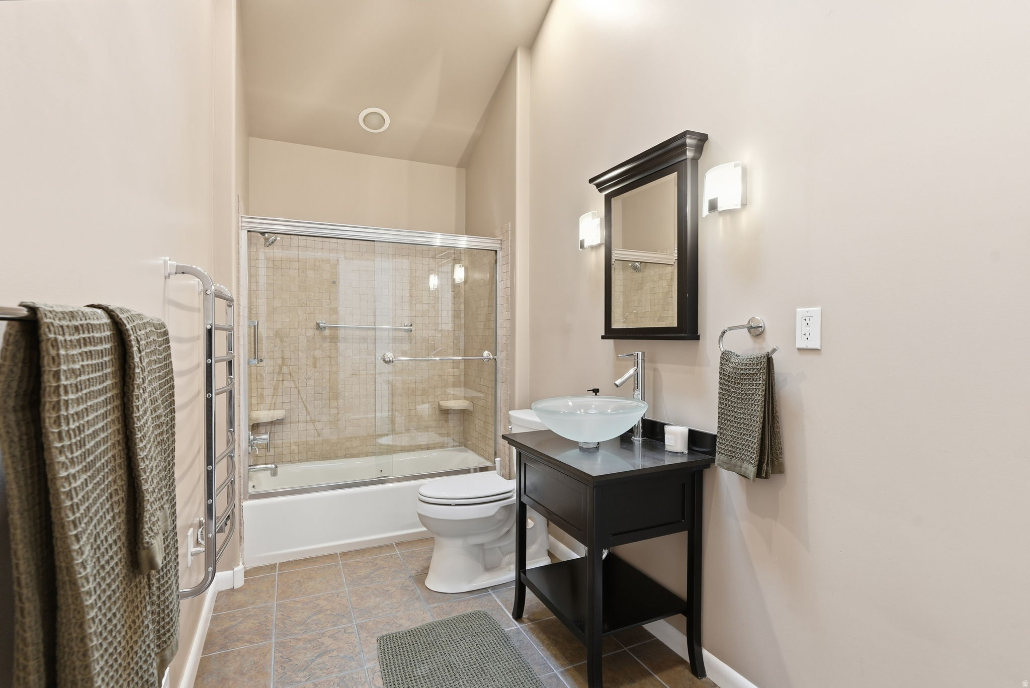 HILLVIEW - Residential