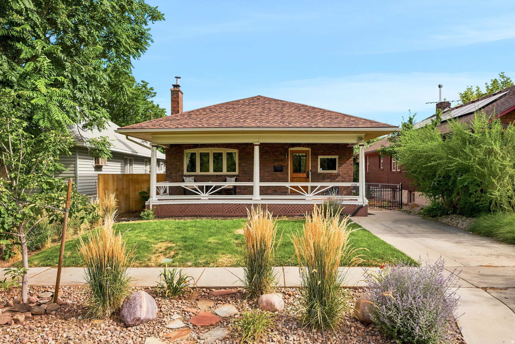 HILLVIEW - Residential