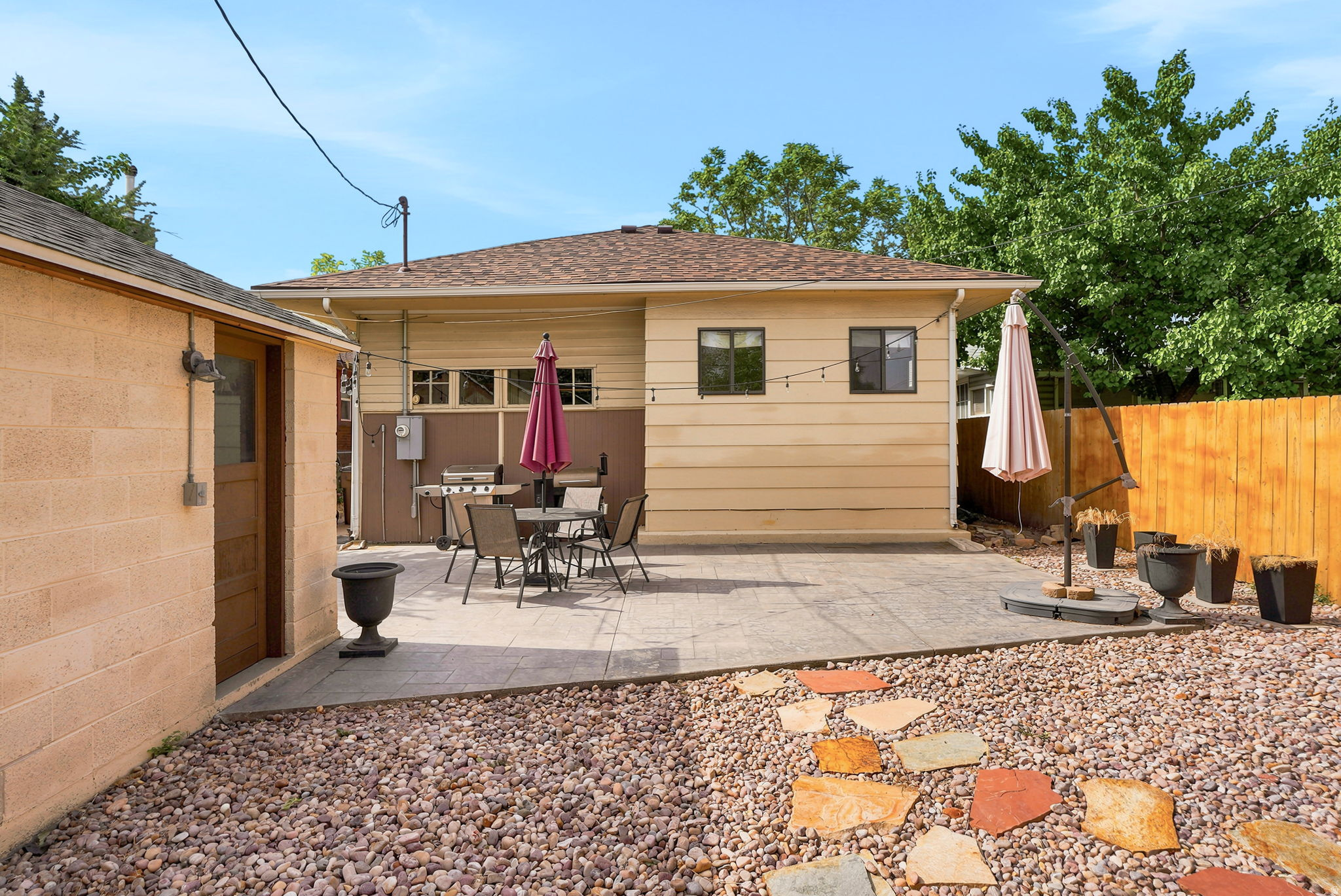 HILLVIEW - Residential