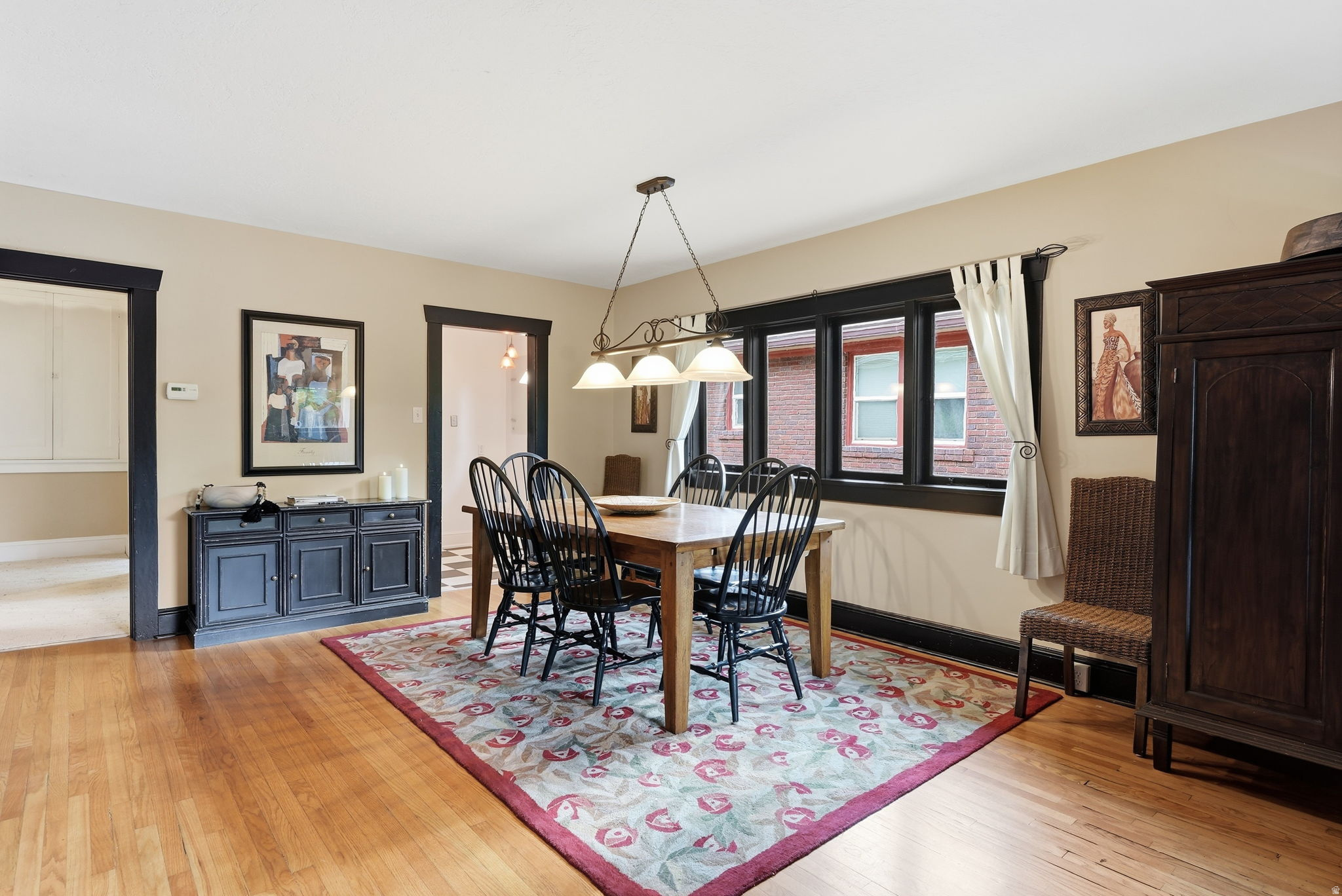 HILLVIEW - Residential