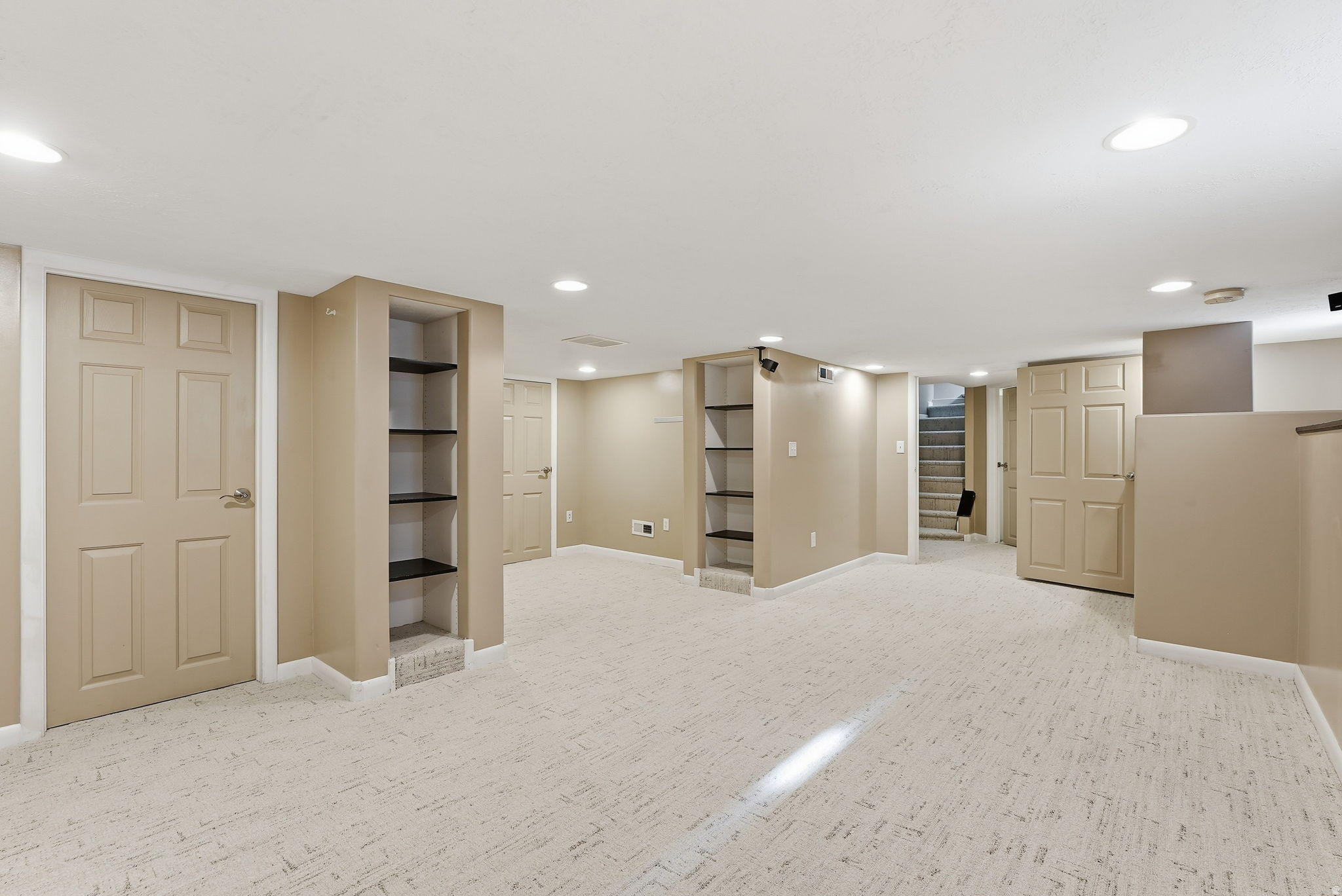 HILLVIEW - Residential