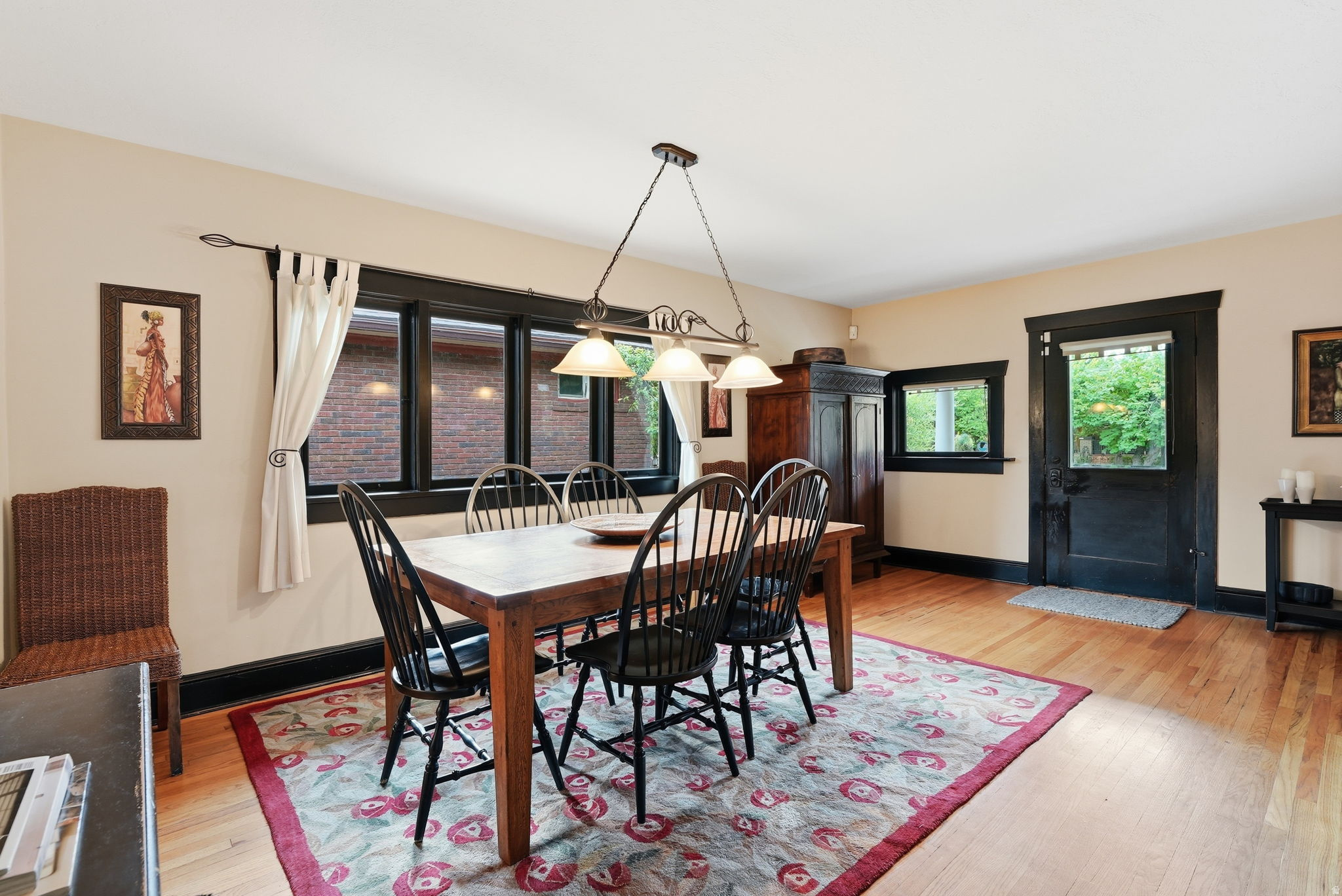 HILLVIEW - Residential