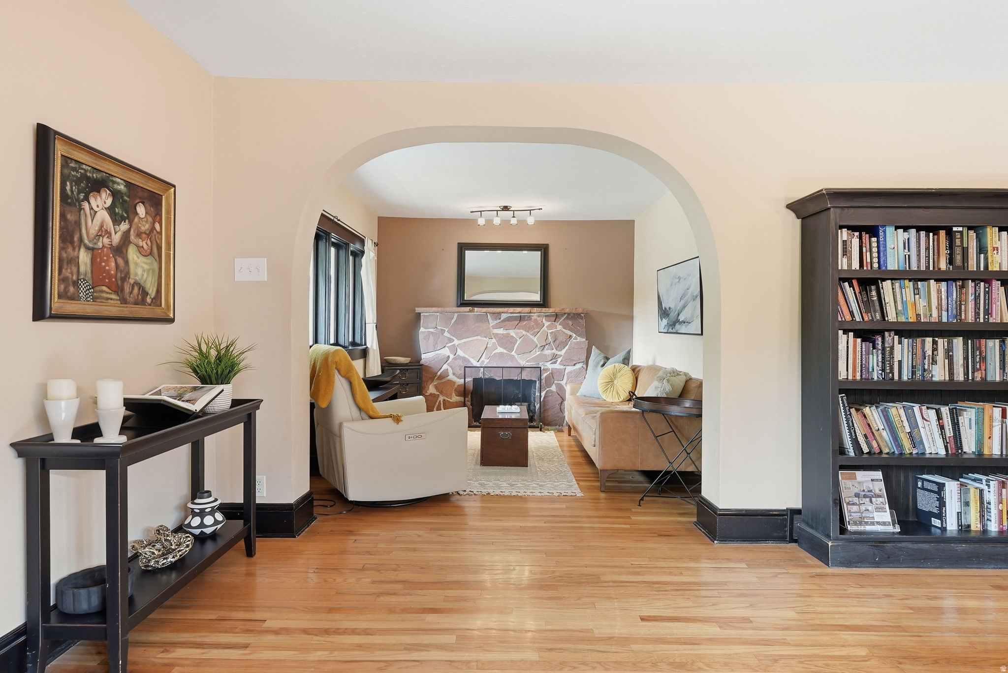HILLVIEW - Residential