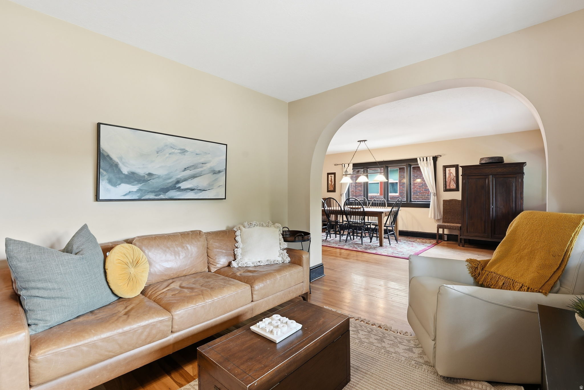 HILLVIEW - Residential
