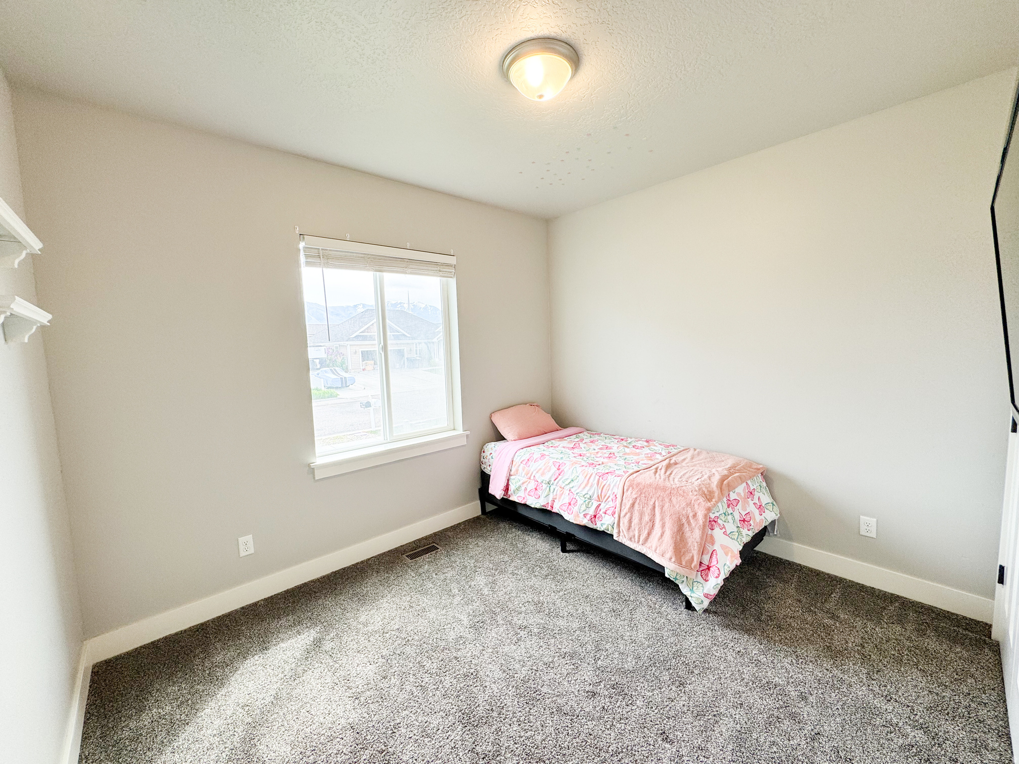 TREMONT PLACE - Residential