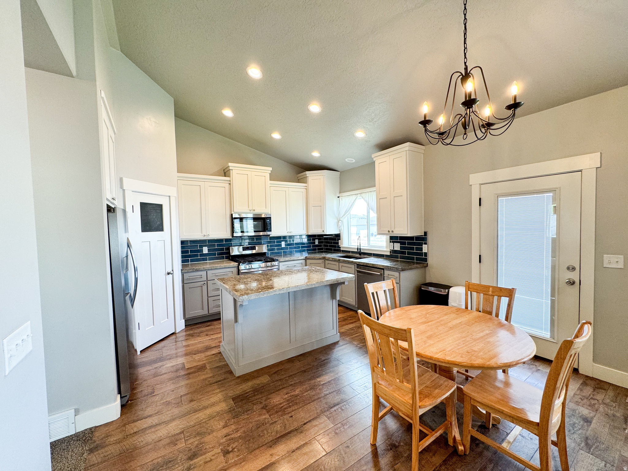TREMONT PLACE - Residential