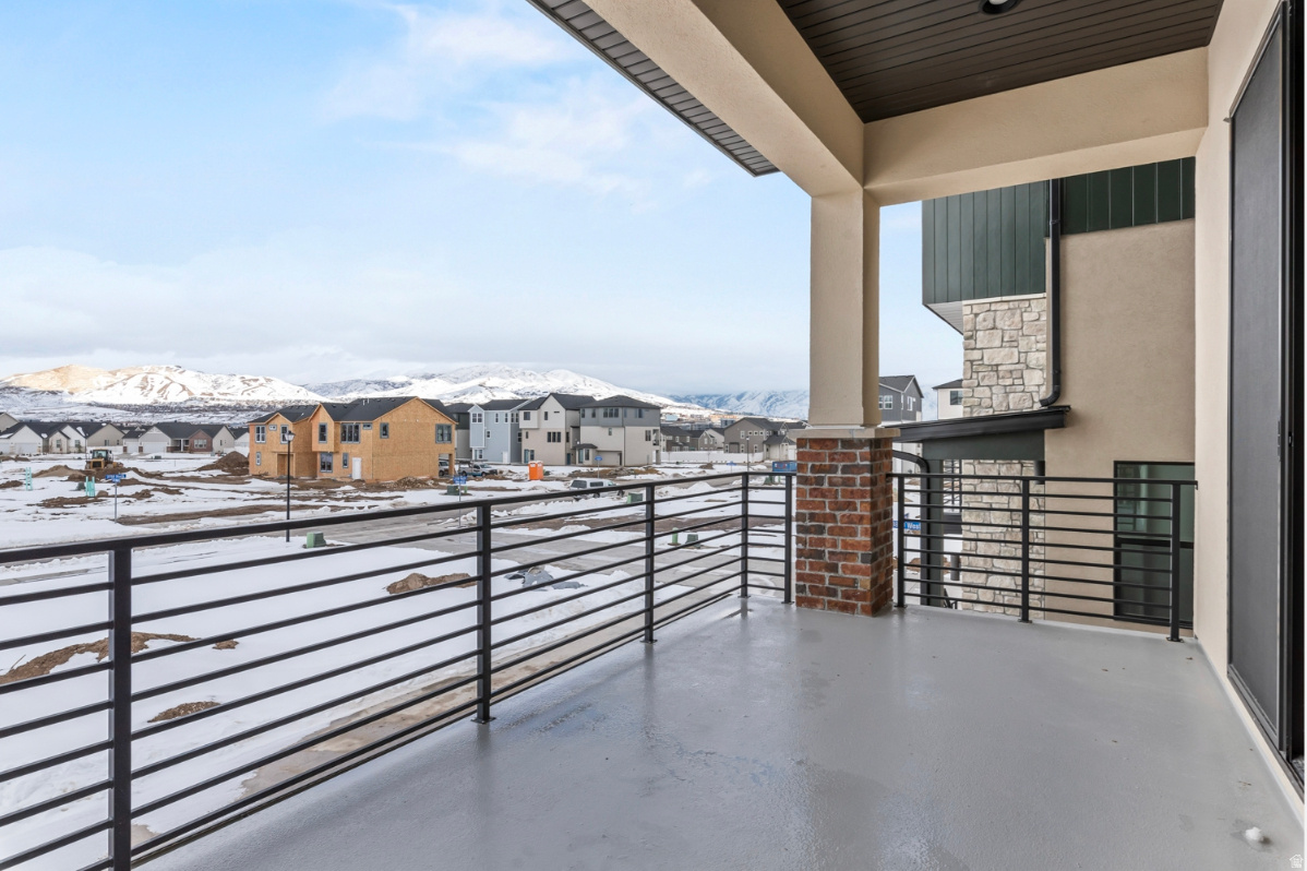 HOLBROOK E VILLAS 54 - Residential