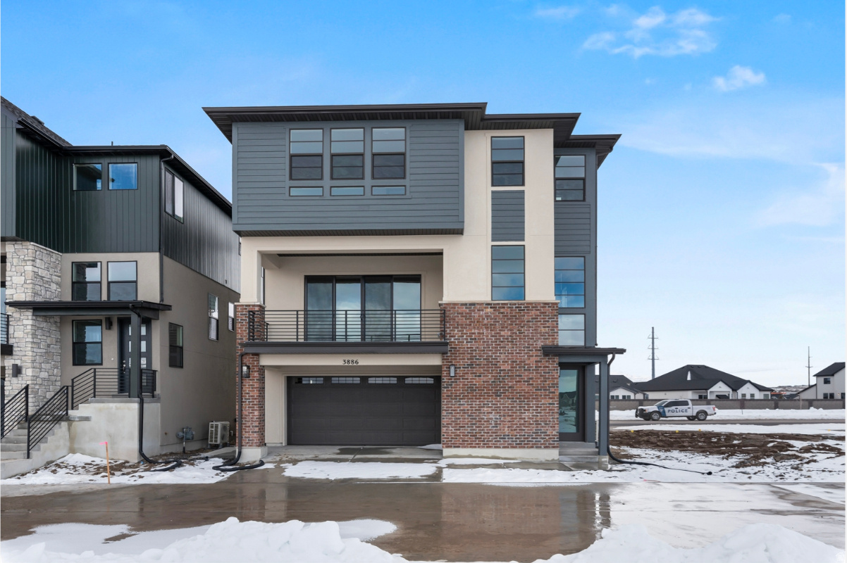 HOLBROOK E VILLAS 54 - Residential