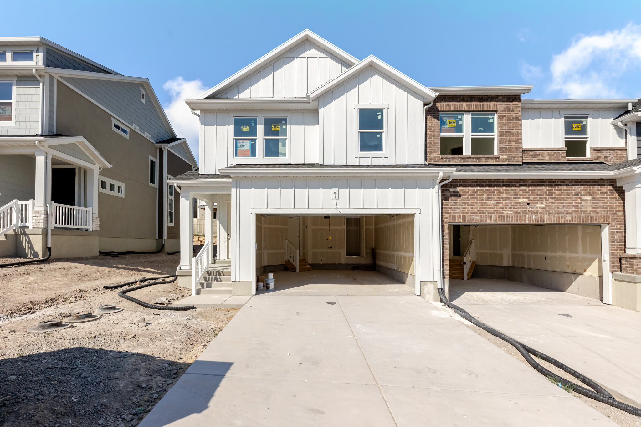 Discover the perfect mix of comfort and convenience with your new townhome at Ridgehorne! This up-and-coming community is part of the beautiful Mt. Saratoga master plan, featuring parks, trails, and expansive open spaces. You'll love the added amenities, including a clubhouse, pool, basketball court, bark park, playgrounds, and more! Plus, Ridgehorne offers easy access to Utah Lake, The Ranches Golf Club, local shopping and dining, and Pioneer Crossing for a smooth commute. Reach out today to learn more or schedule your visit!