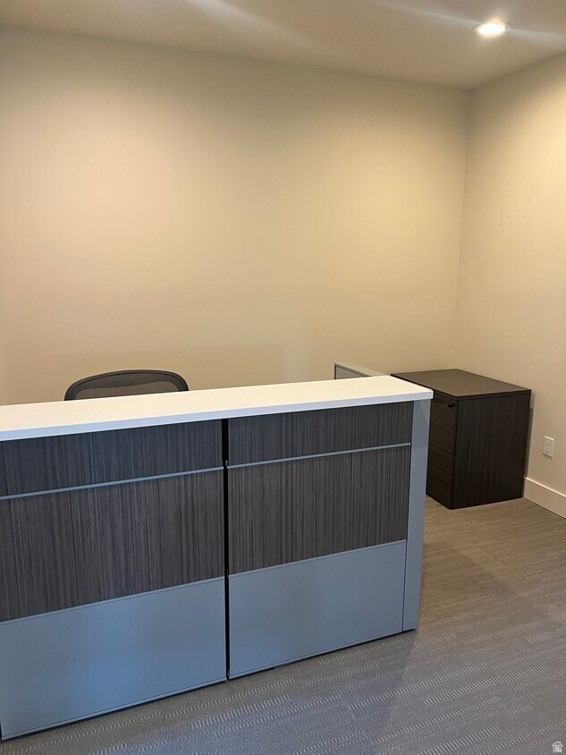 HIGHLAND PARK - Commercial Lease