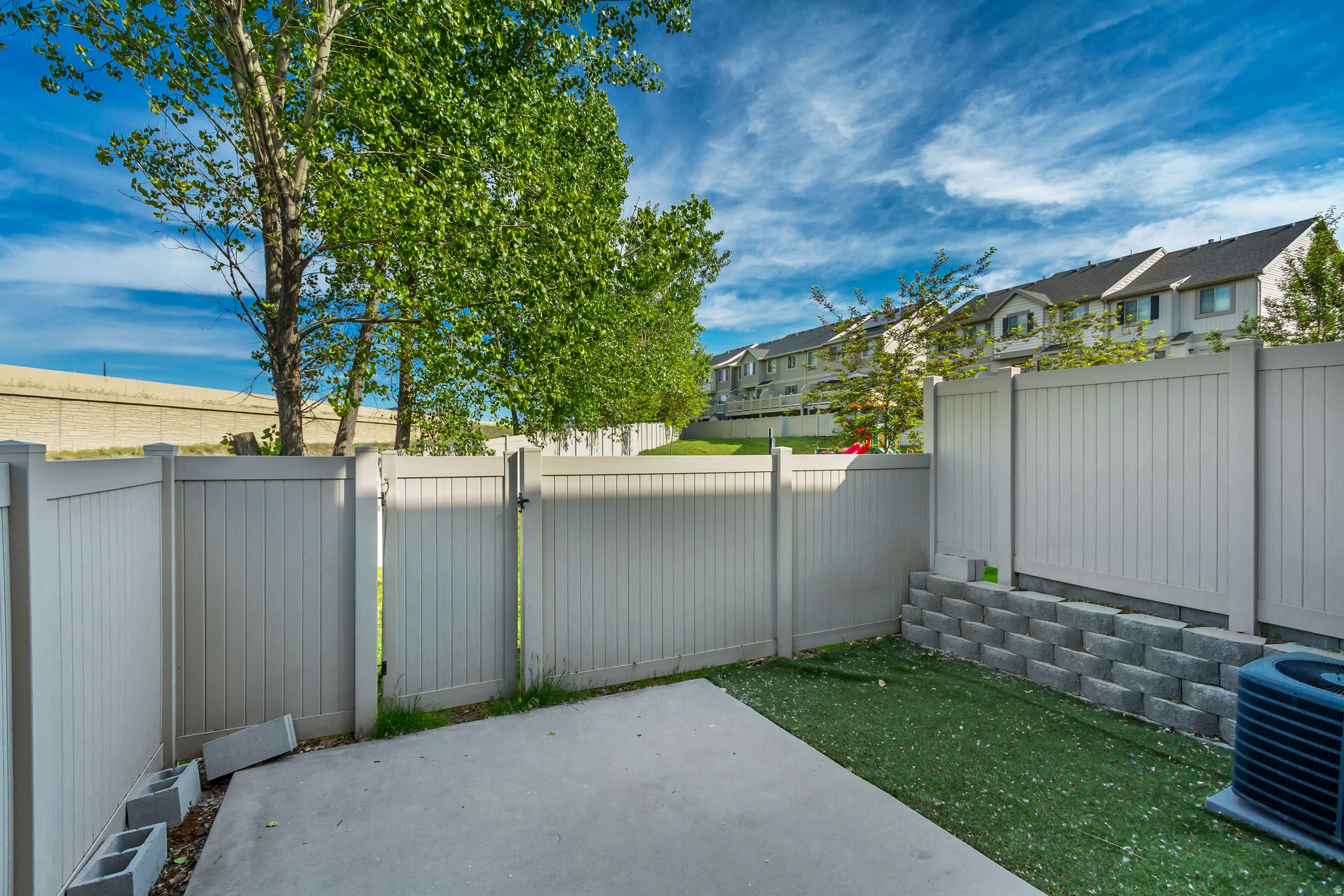 INDEPENDENCE AVE PUD - Residential