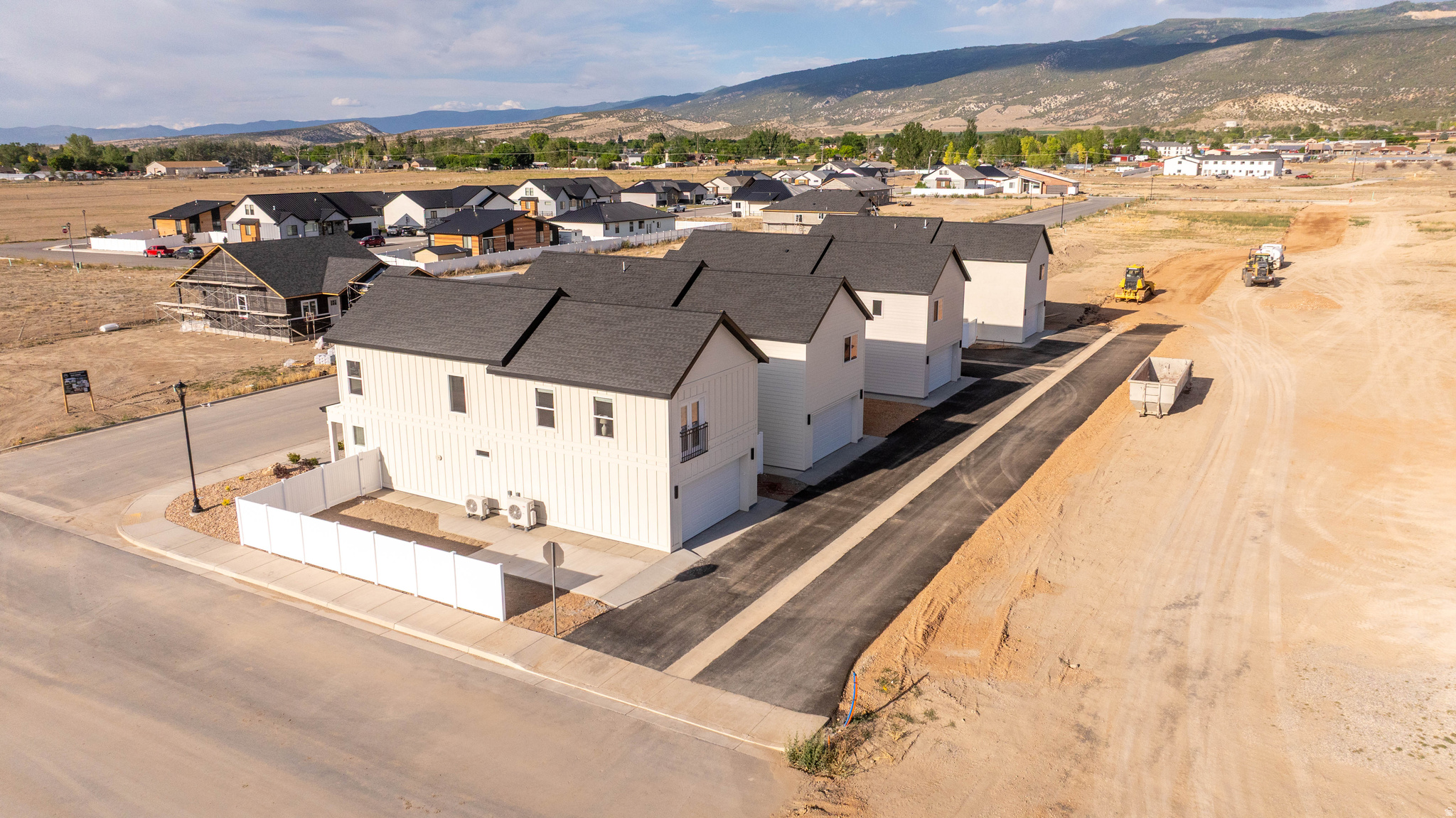 EPHRAIM LANDING - Residential