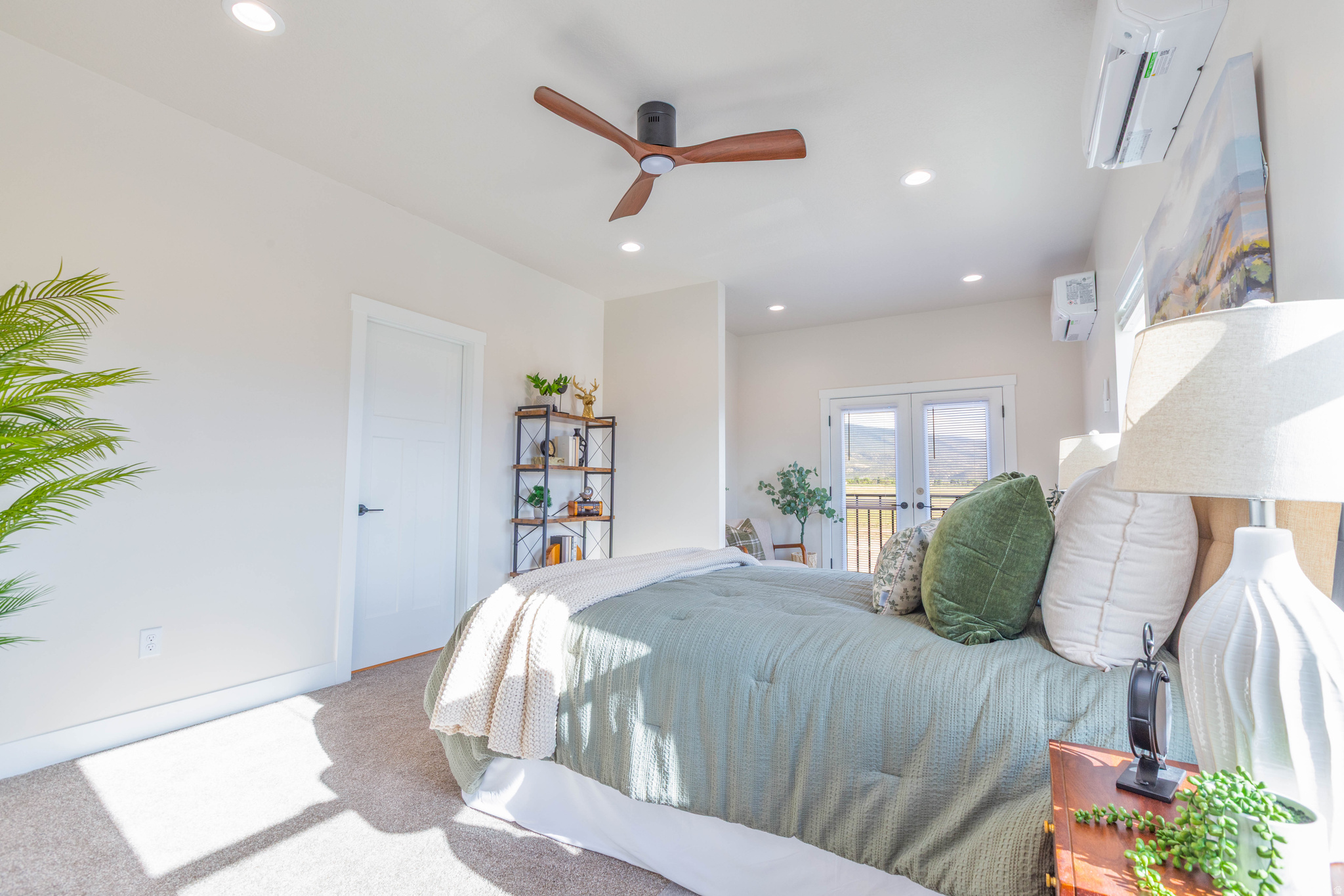 EPHRAIM LANDING - Residential