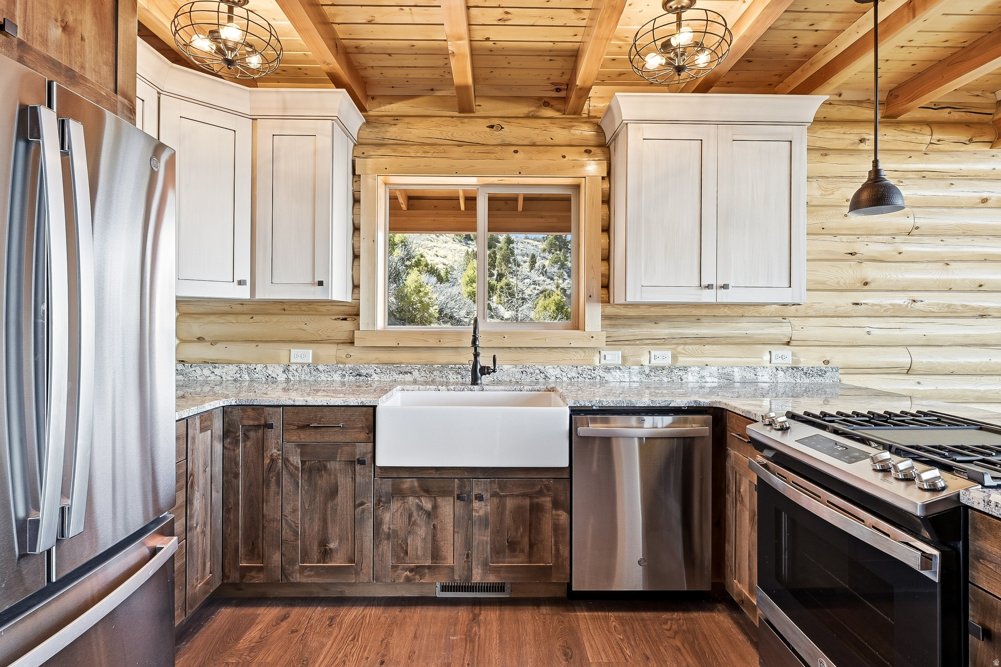 CEDAR HIGHLANDS - Residential