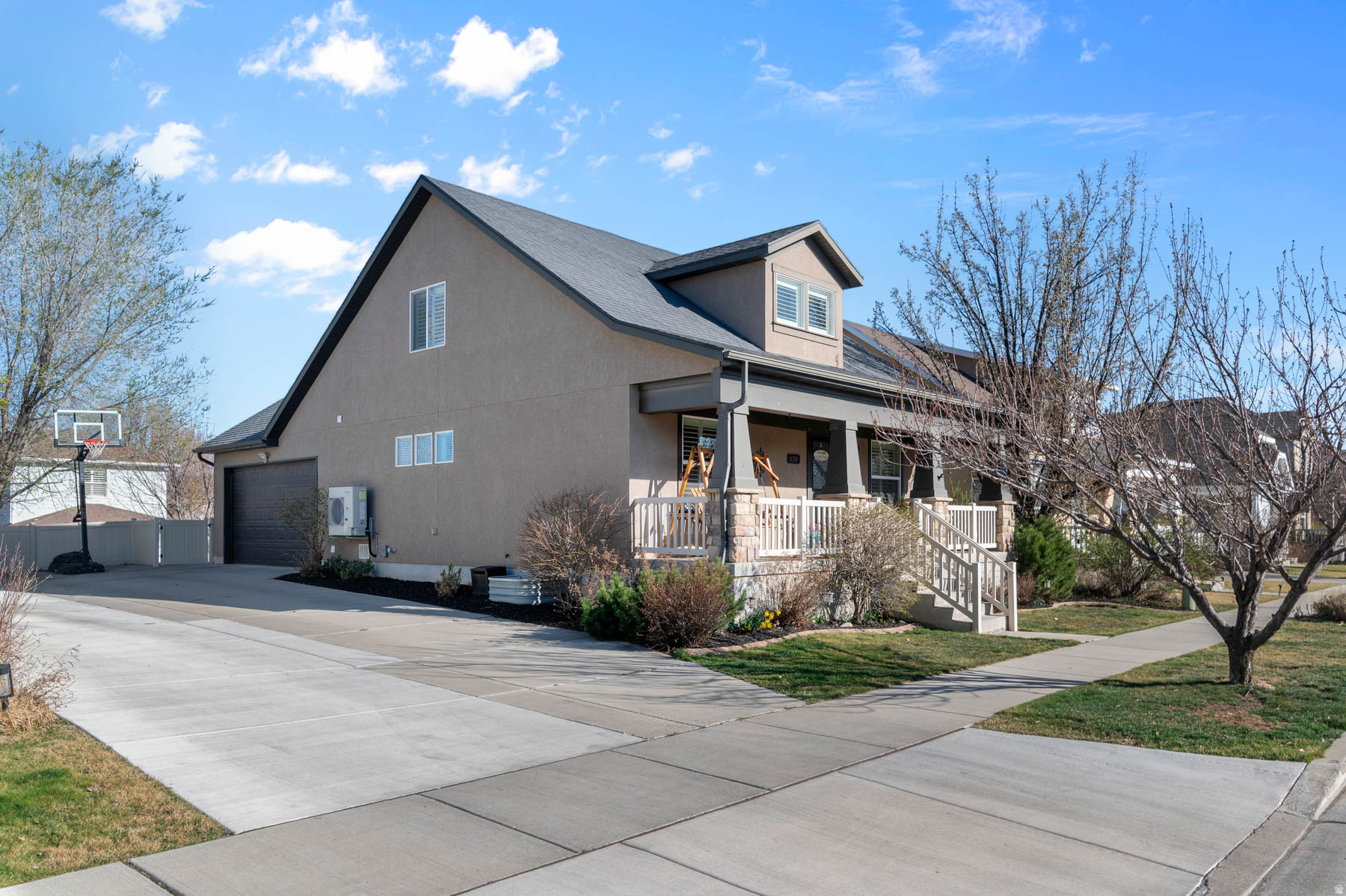 KENNECOTT DAYBREAK P - Residential Lease