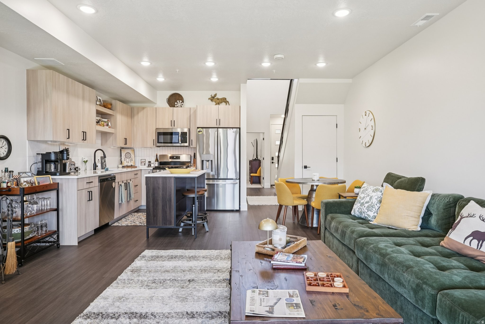 THE POINTE AT WOLF CREEK - Residential