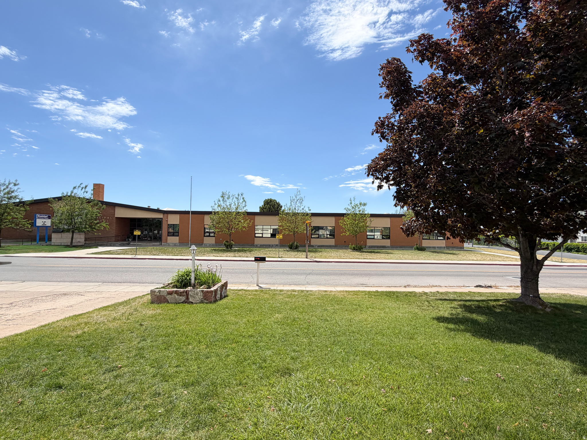 MUNICIPAL ACRES - Residential