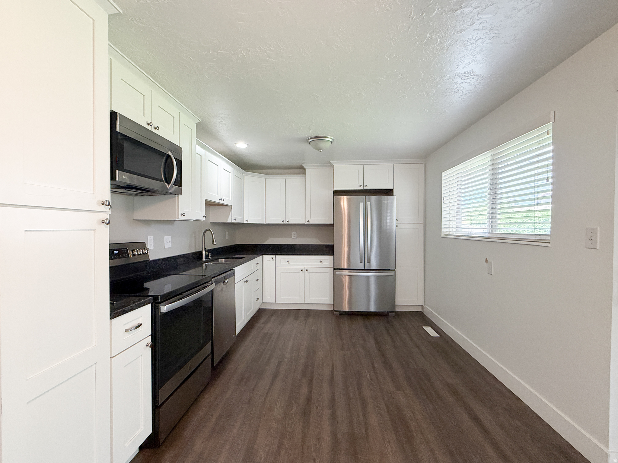 MUNICIPAL ACRES - Residential