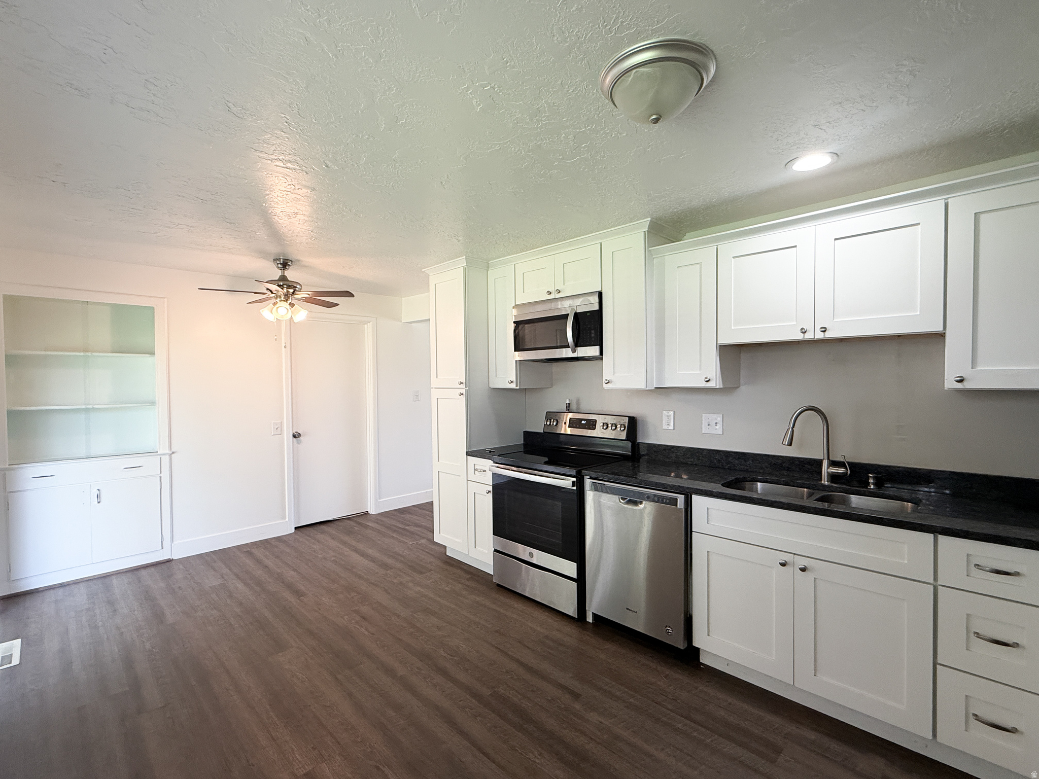 MUNICIPAL ACRES - Residential