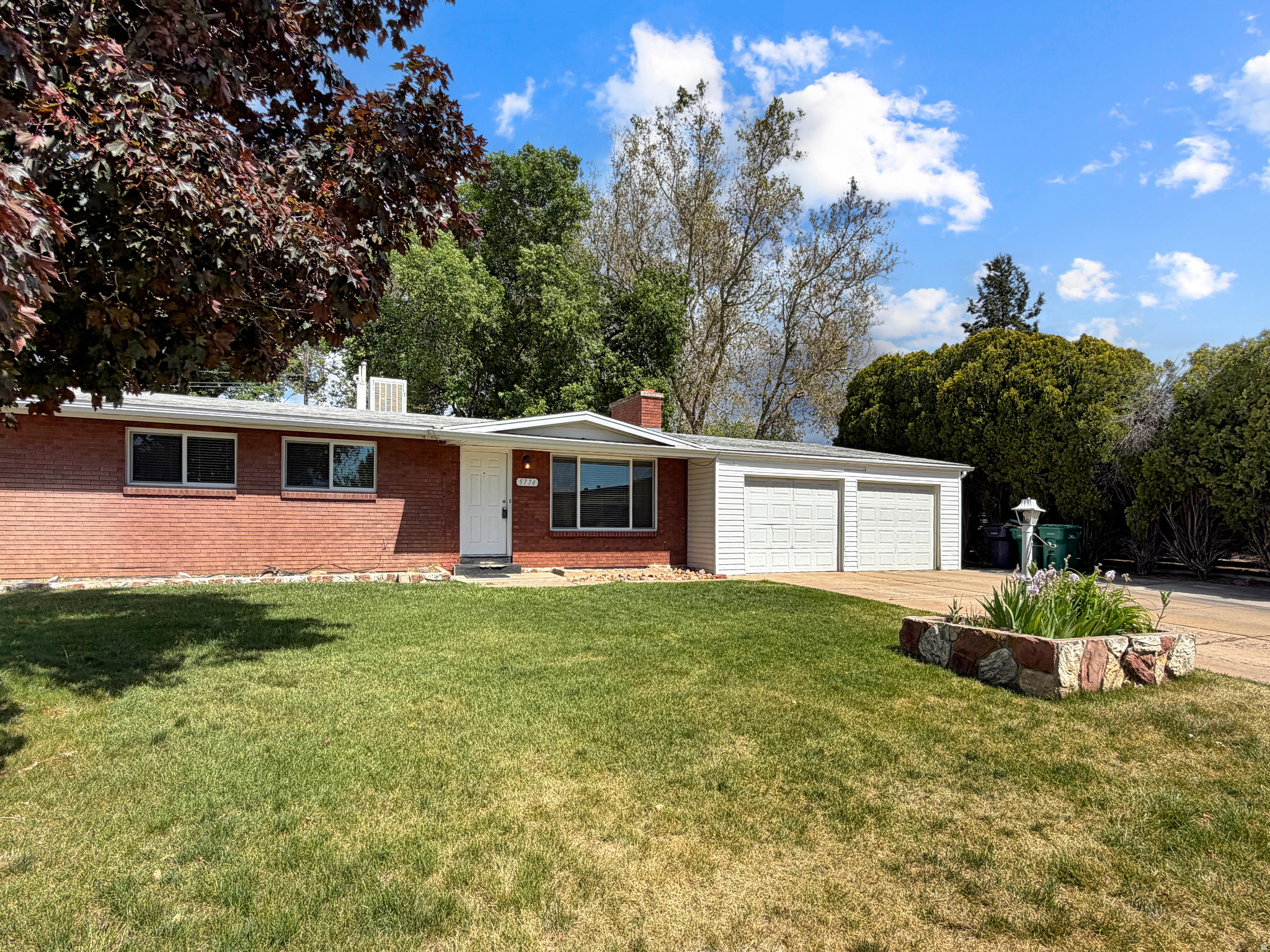 MUNICIPAL ACRES - Residential