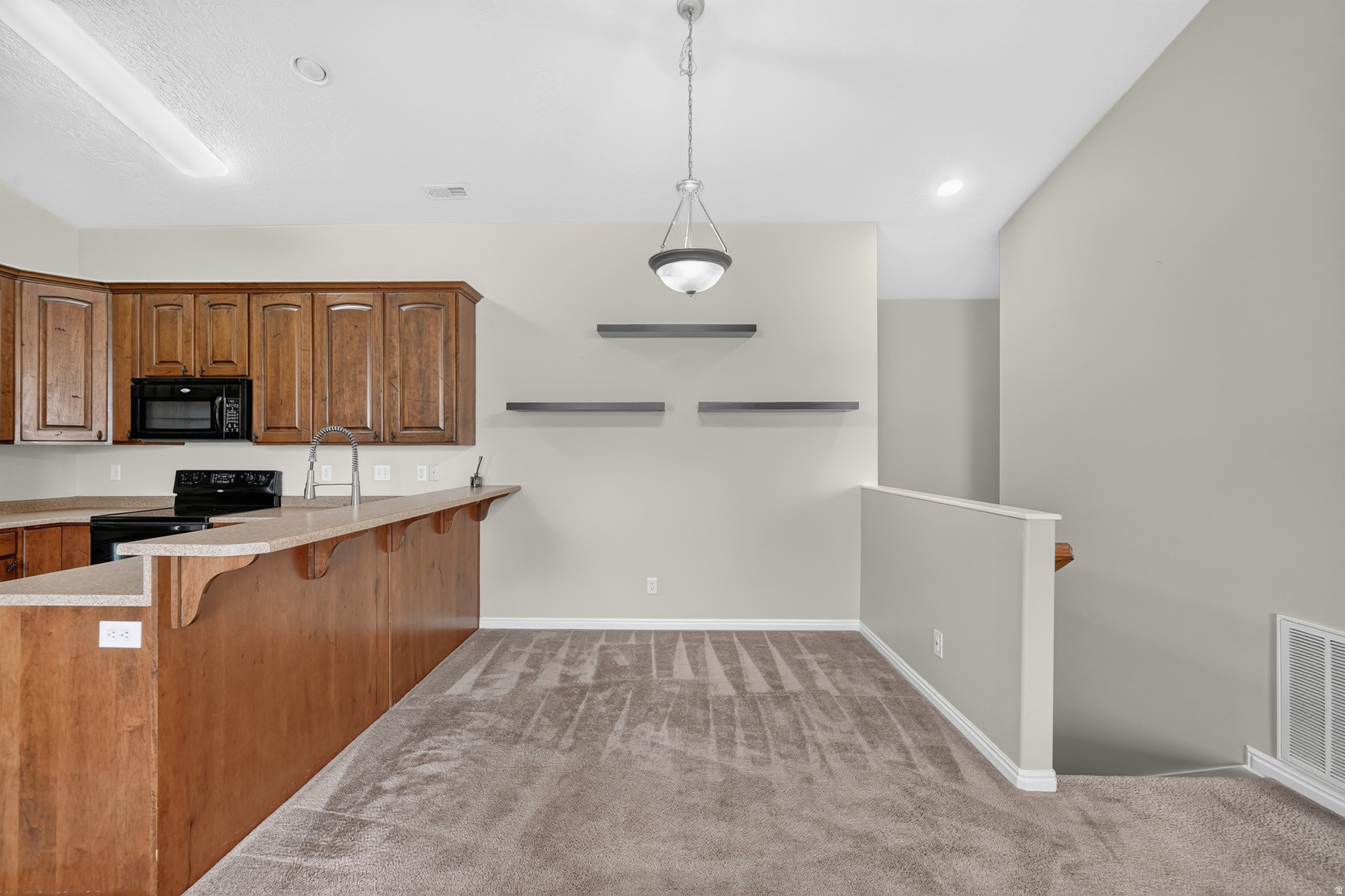 COVENTRY AT FOXBORO - Residential