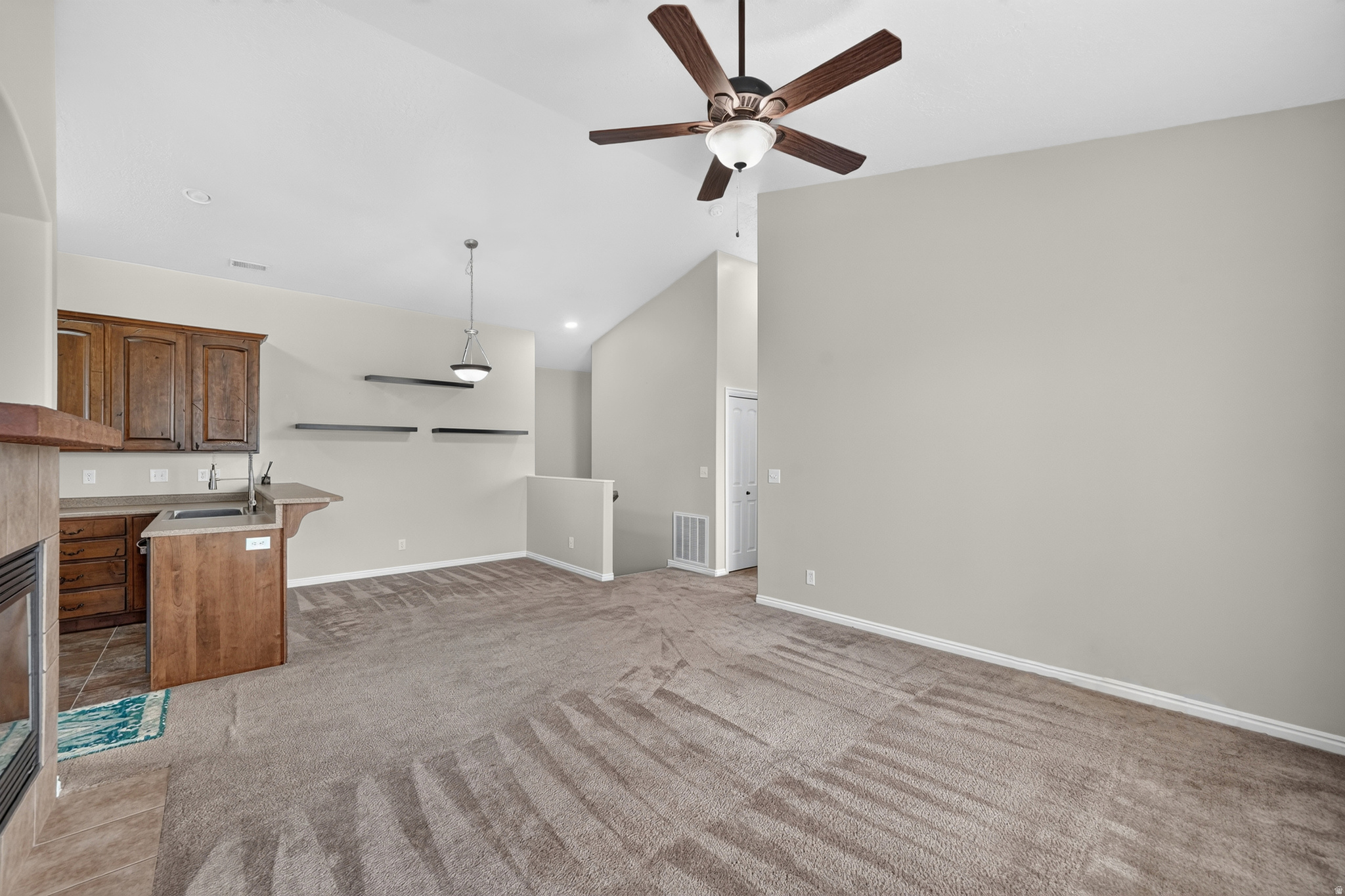 COVENTRY AT FOXBORO - Residential