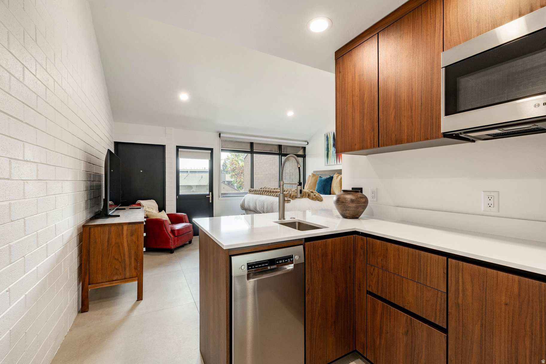 PARK AVE CONDOS - Residential
