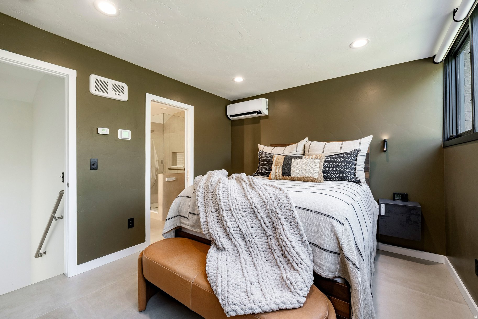 PARK AVE CONDOS - Residential