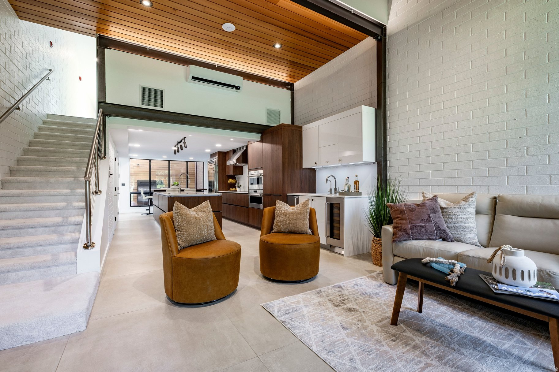 PARK AVE CONDOS - Residential