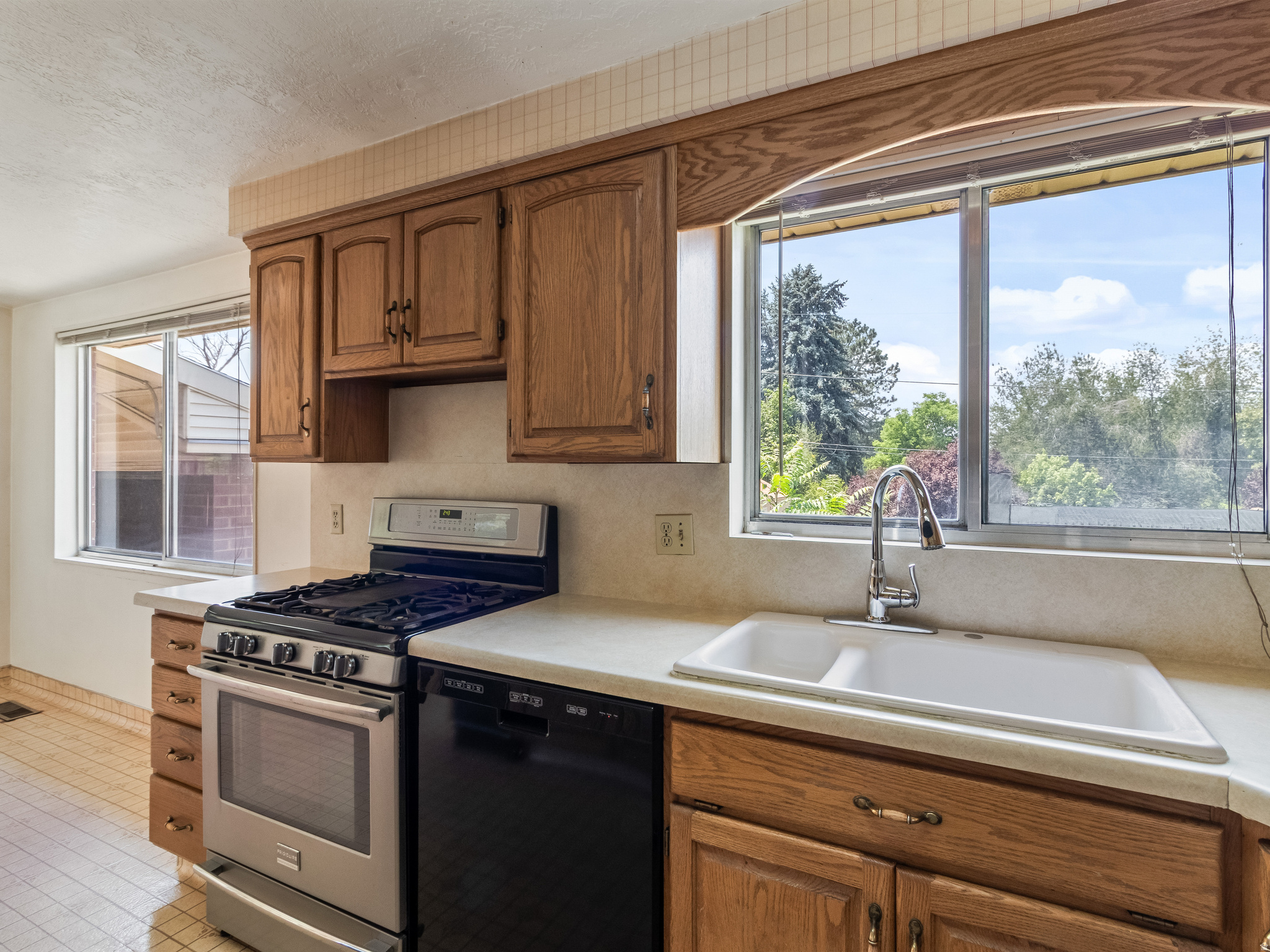 BELLWOOD ACRES - Residential
