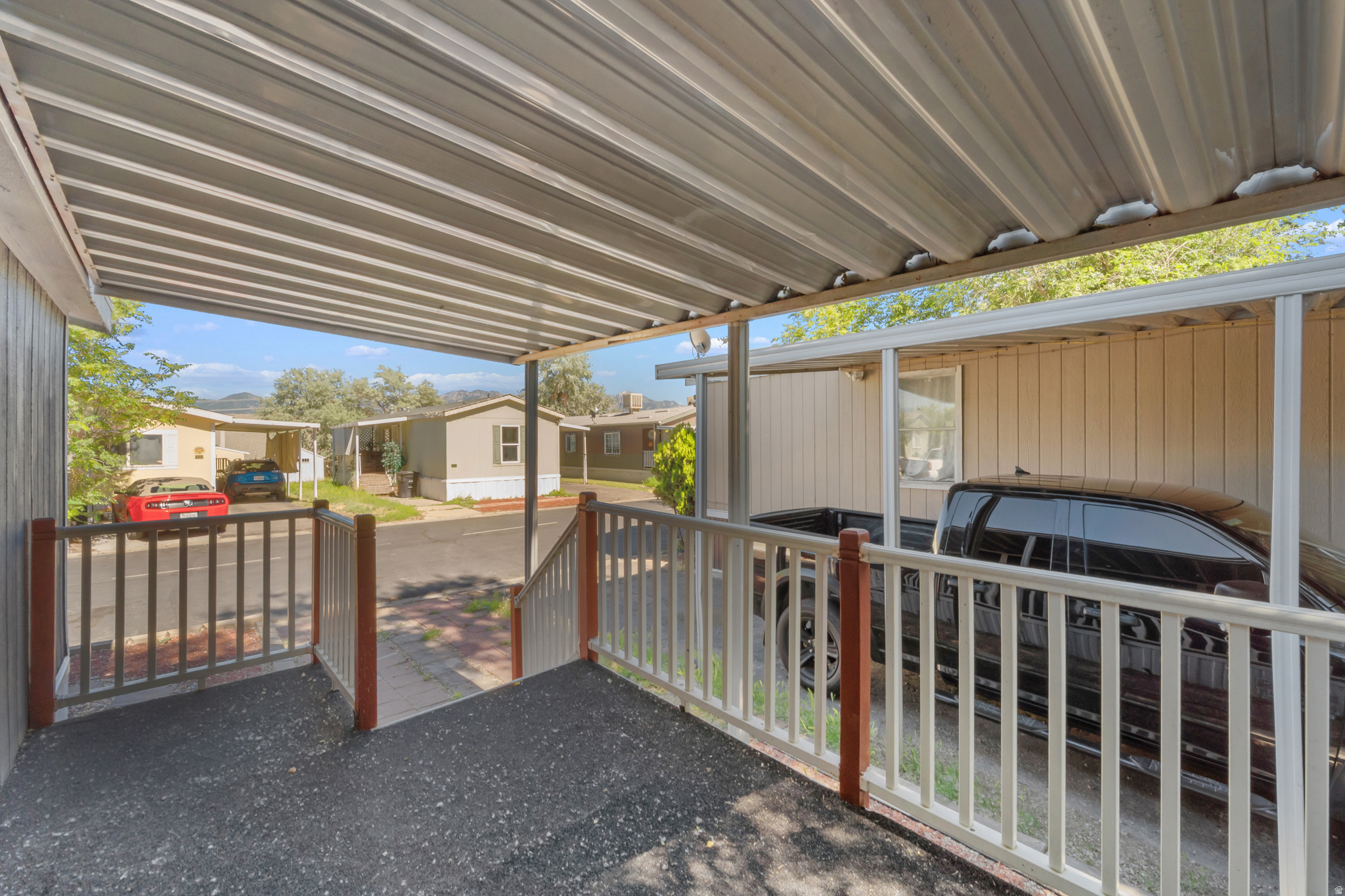 MOUNTAIN VIEW MHC - Residential