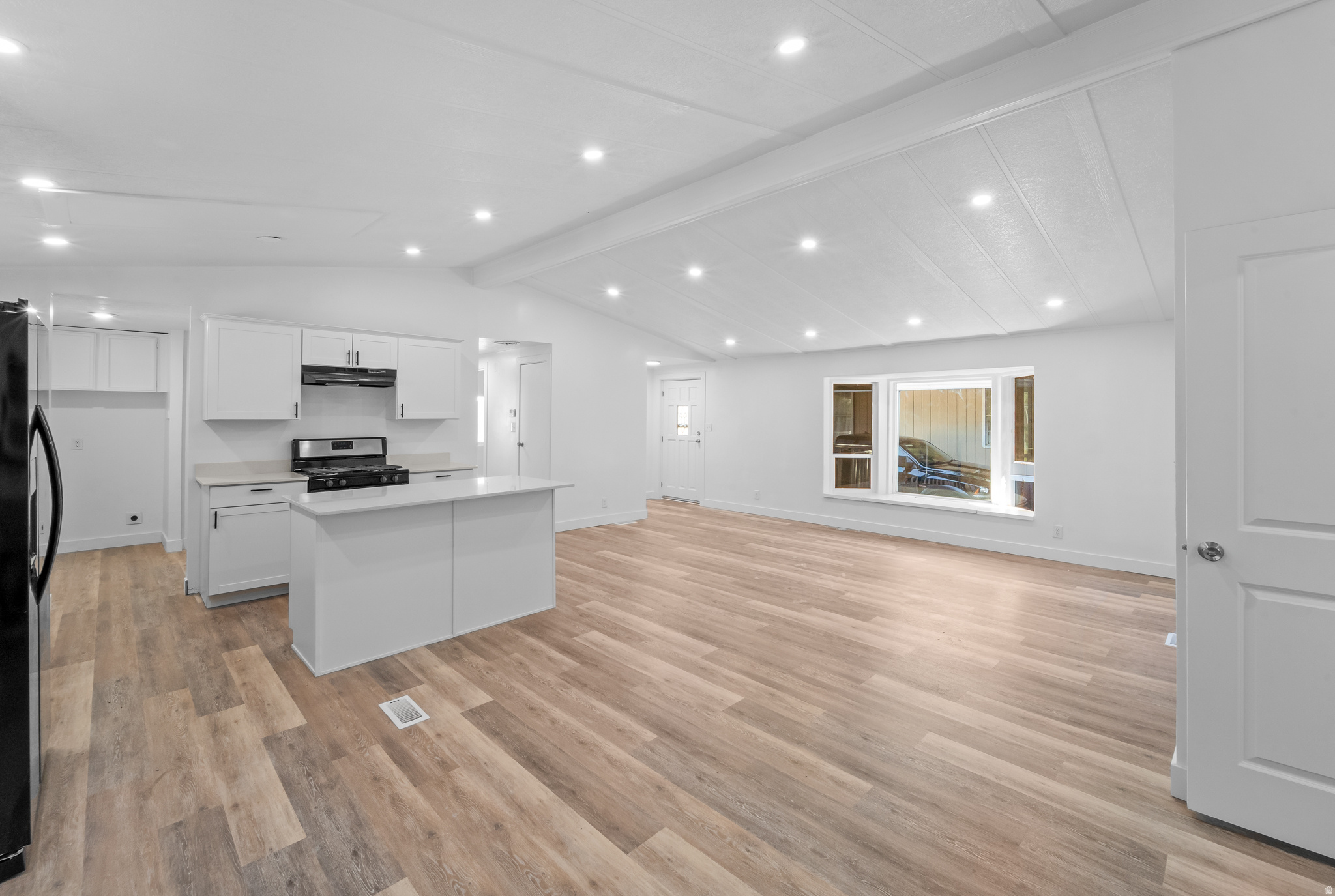 MOUNTAIN VIEW MHC - Residential