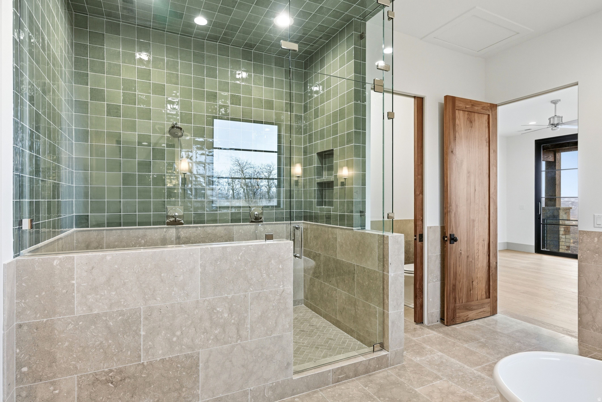 GOLDEN EAGLE - Residential